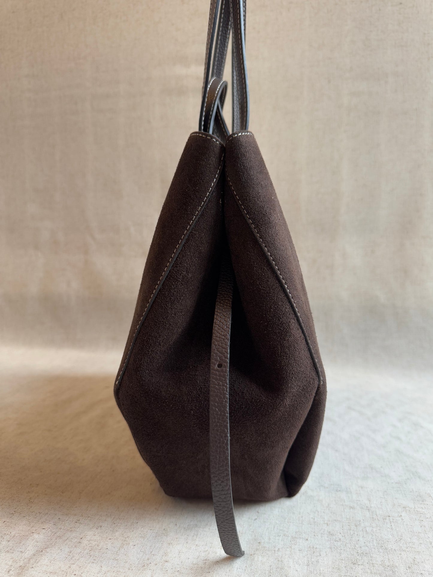 Borsa a spalla Sofia - misura grande in camoscio, con pochette