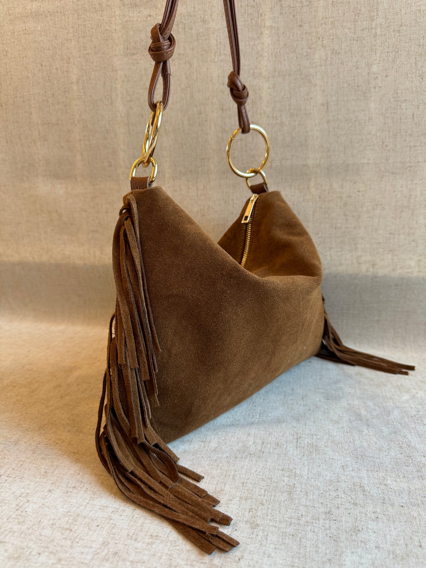 Borsa a spalla Agata - misura grande frange, con tracolla lunga