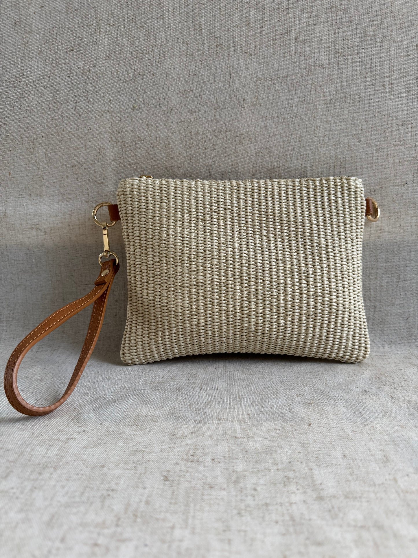 Pochette a mano Letizia - con tracolla lunga