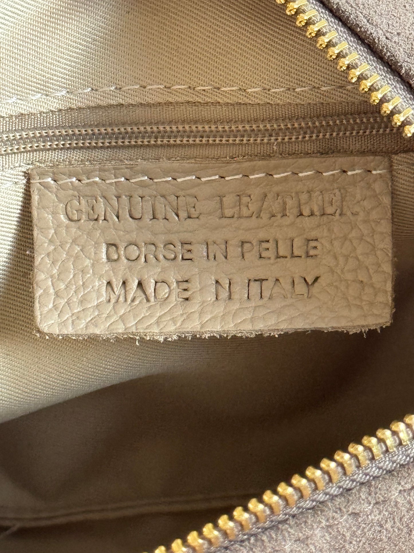 Borsa a spalla Agata - misura piccola frange, con tracolla lunga