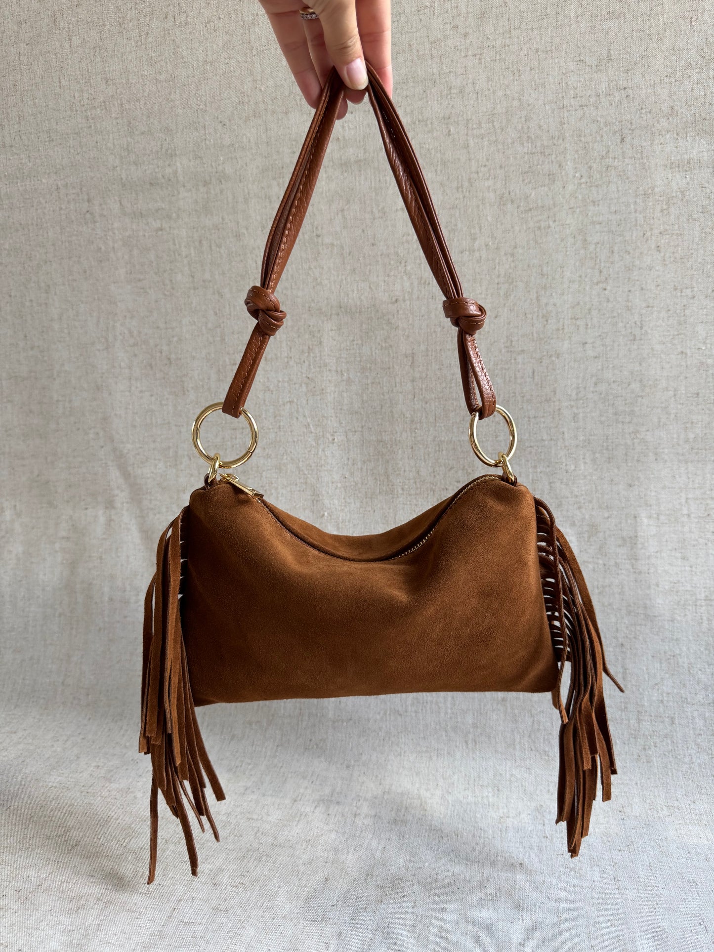 Borsa a spalla Agata - misura piccola frange, con tracolla lunga