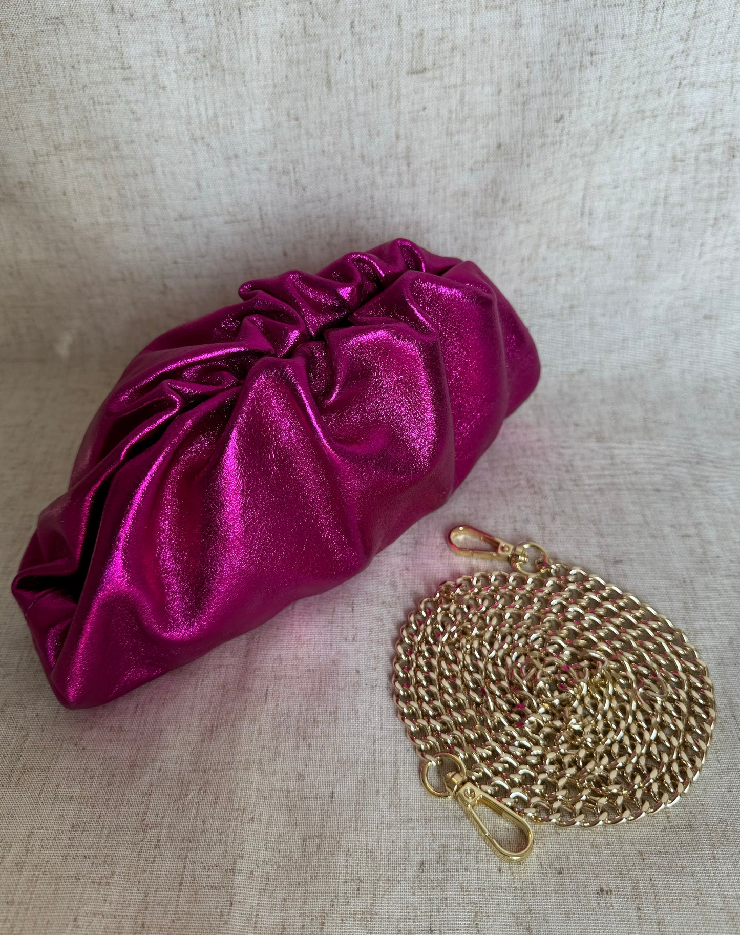 Pochette Claudia - misura piccola, tracolla in catena