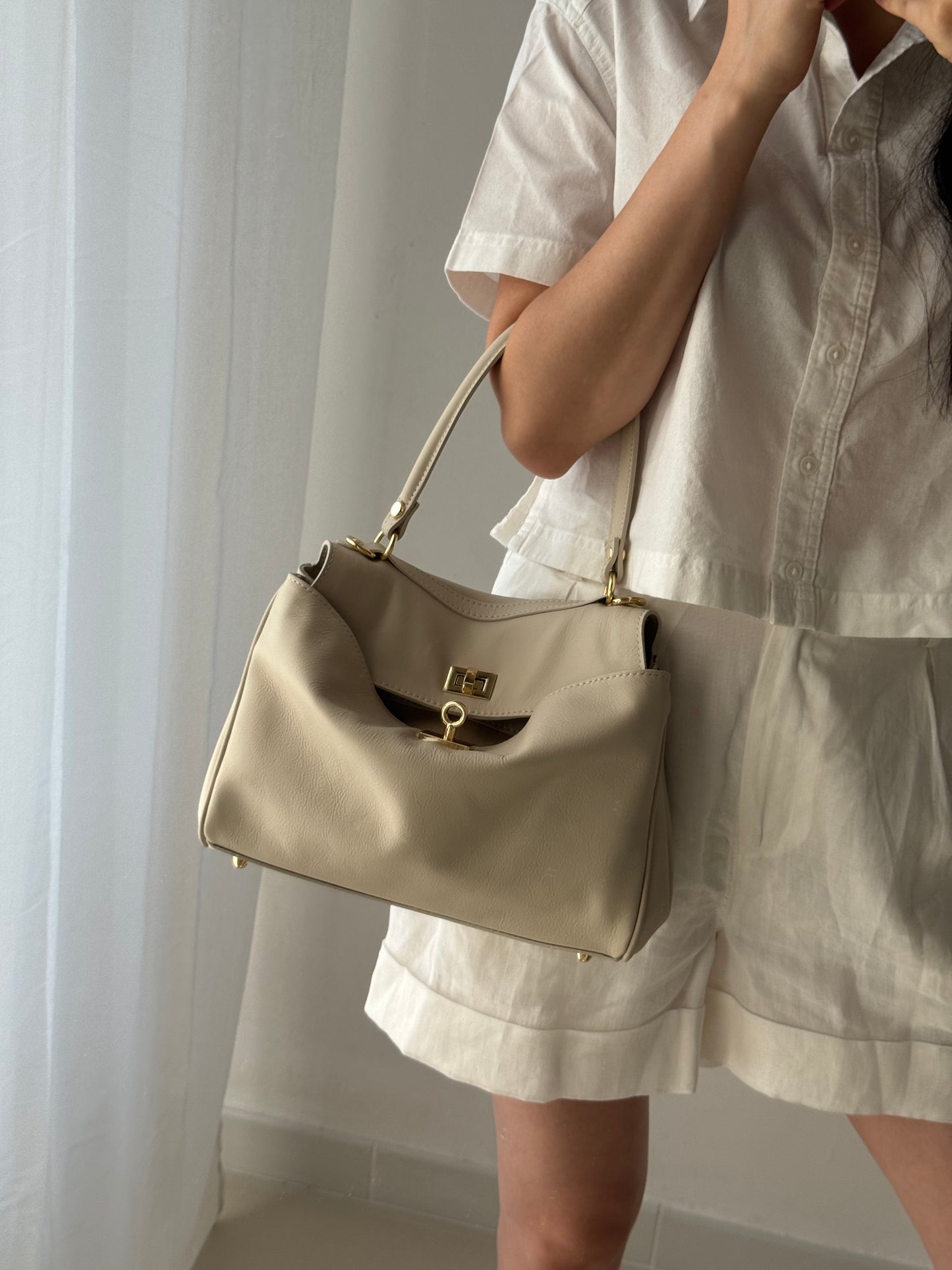 Borsa a spalla Ronnie - misura piccola, con tracolla lunga