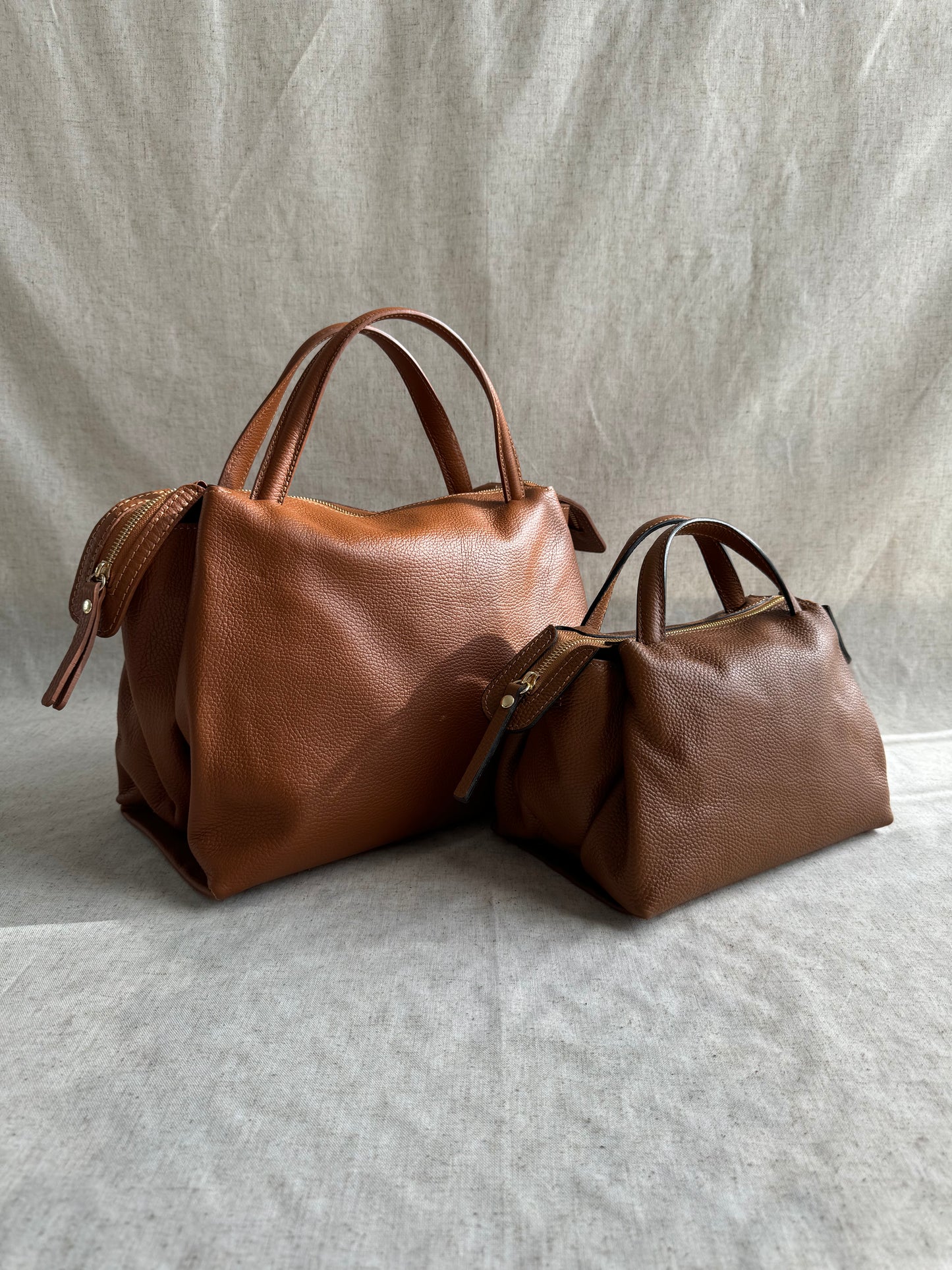 Borsa a mano Grace - misura piccola, con tracolla lunga