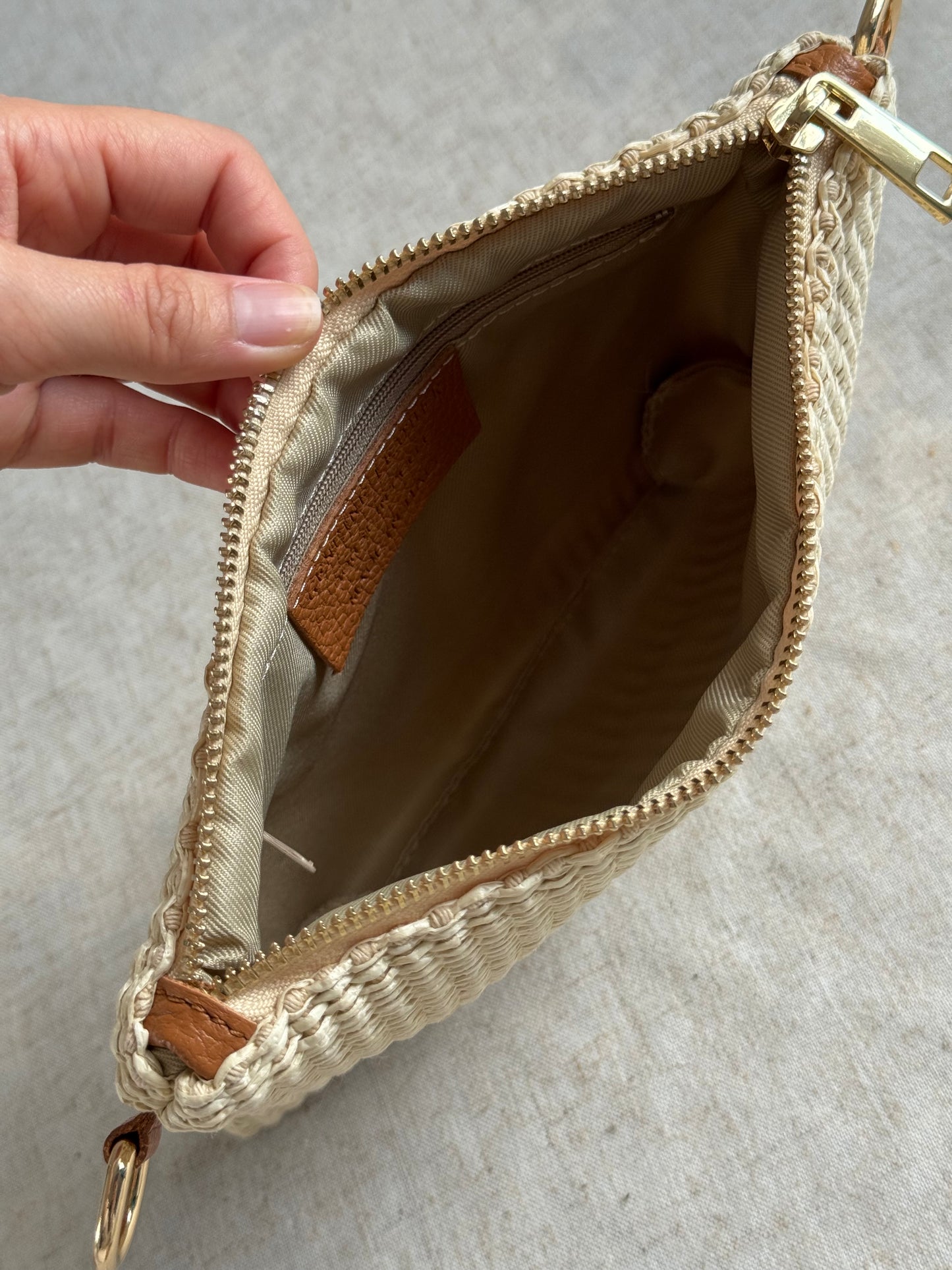 Pochette a mano Letizia - con tracolla lunga