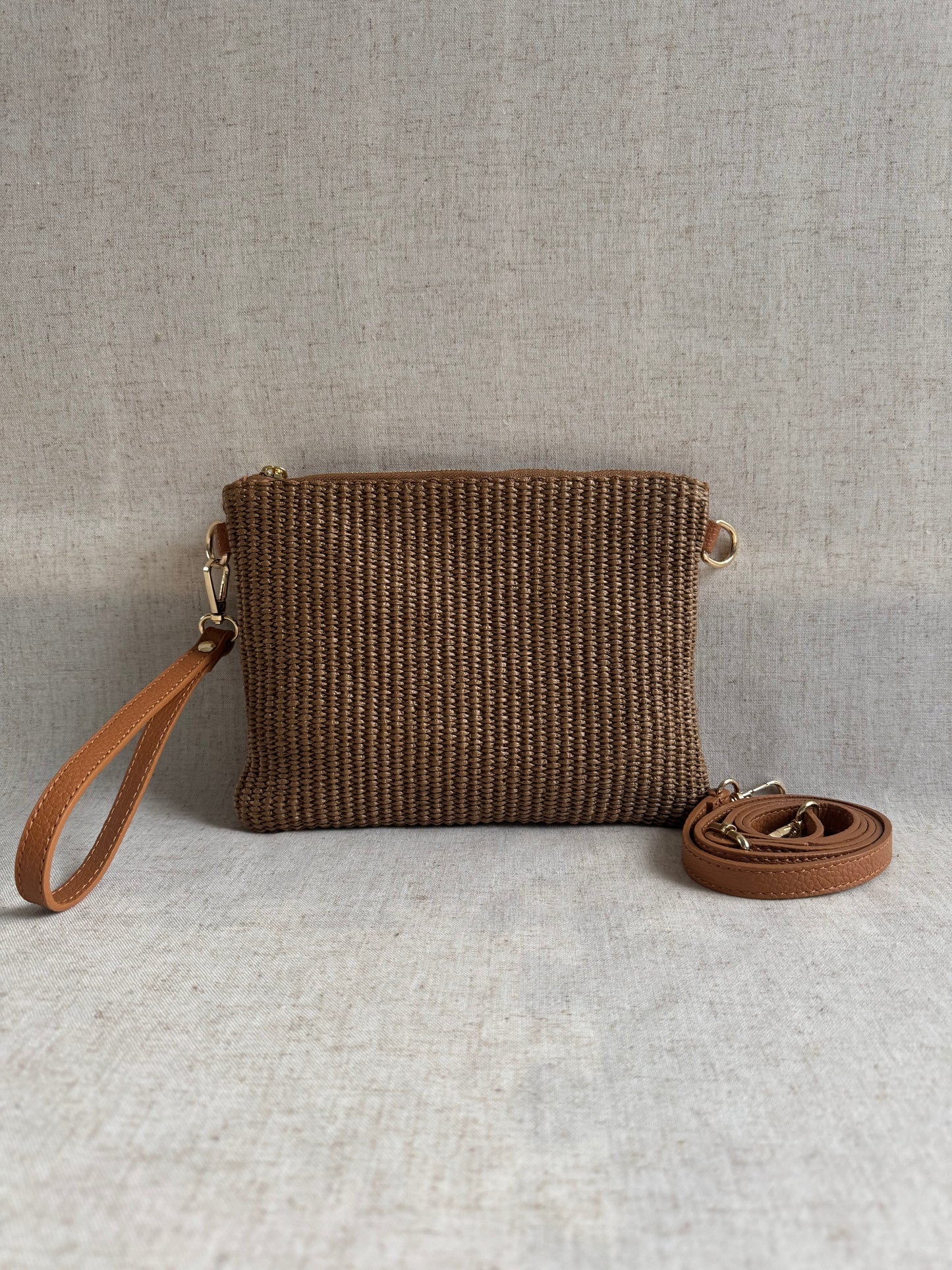 Pochette a mano Letizia - con tracolla lunga