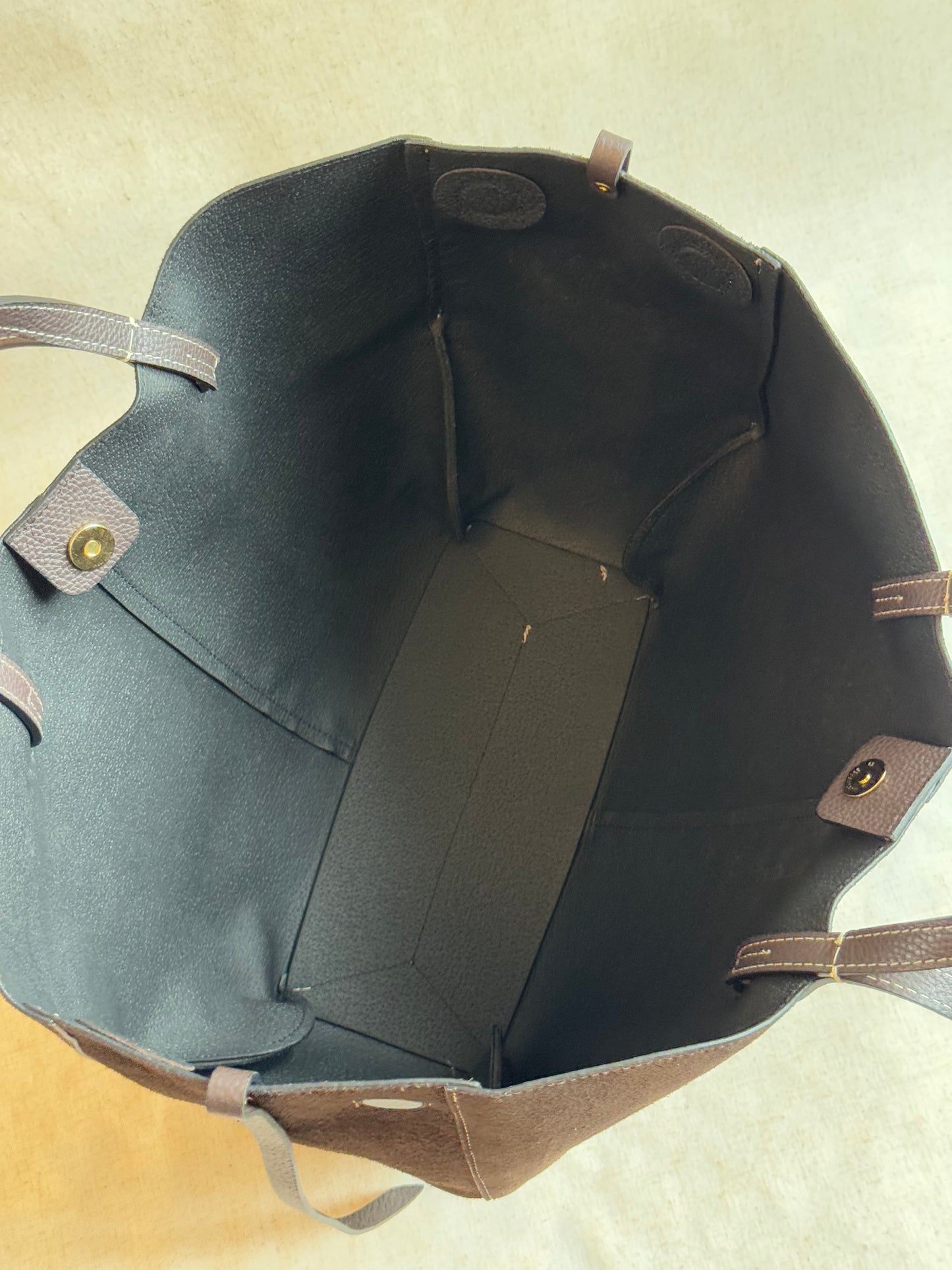 Borsa a spalla Sofia - misura grande in camoscio, con pochette