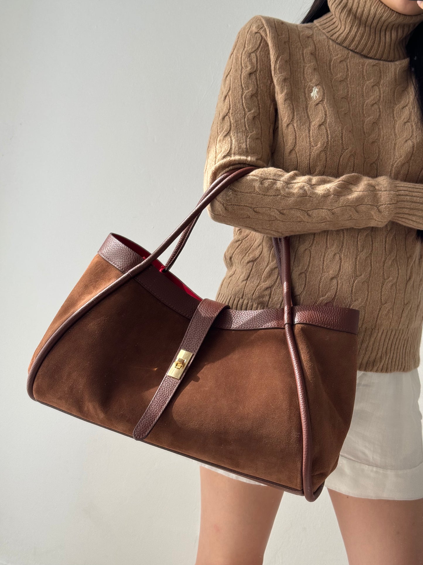 Maxi borsa Carla - camoscio, con tracolla lunga