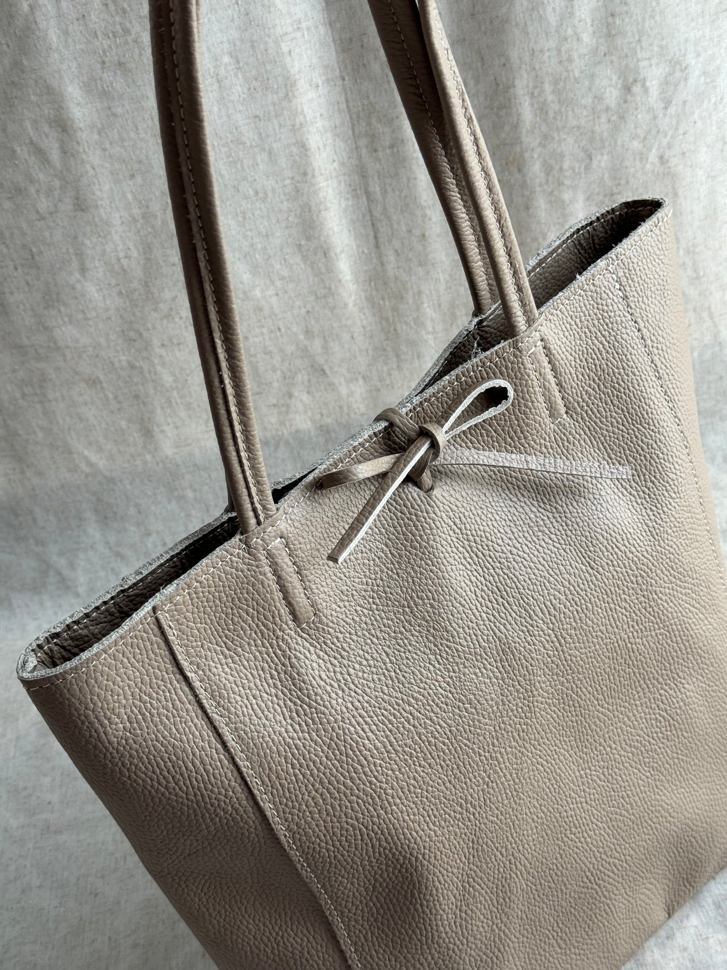 Maxi borsa a spalla Dina