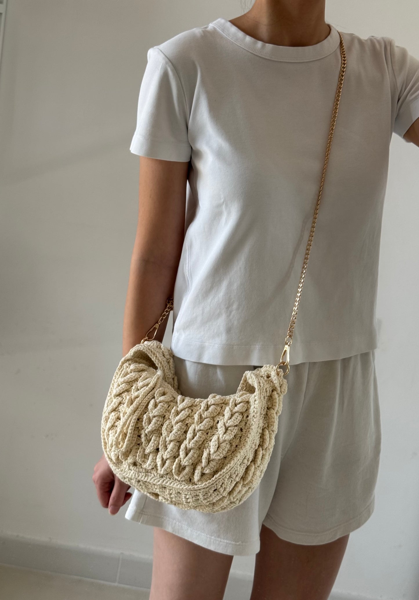 Borsa Cherie - uncinetto, con tracolla in catena