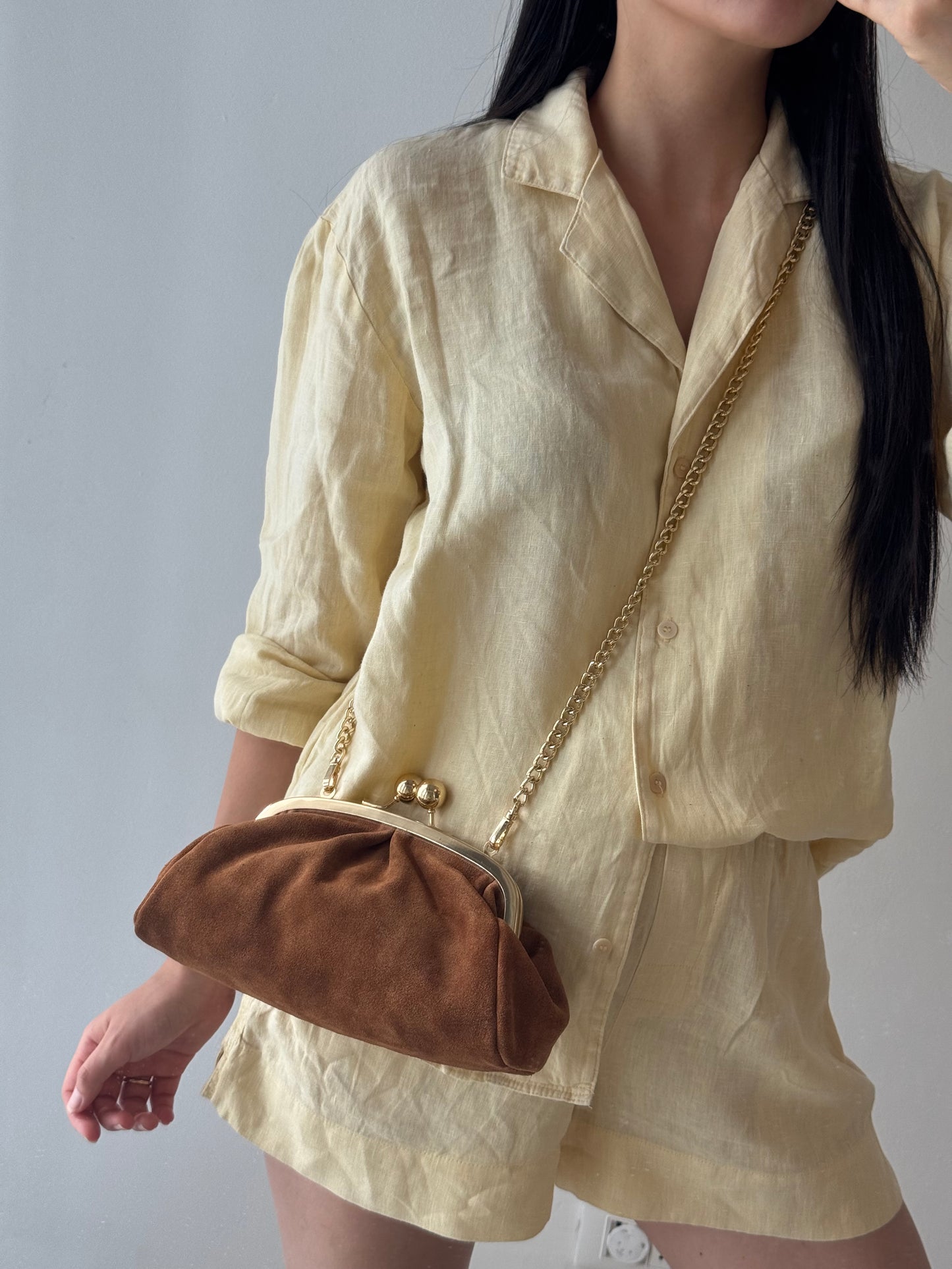 Pochette Raffy - camoscio, con tracolla