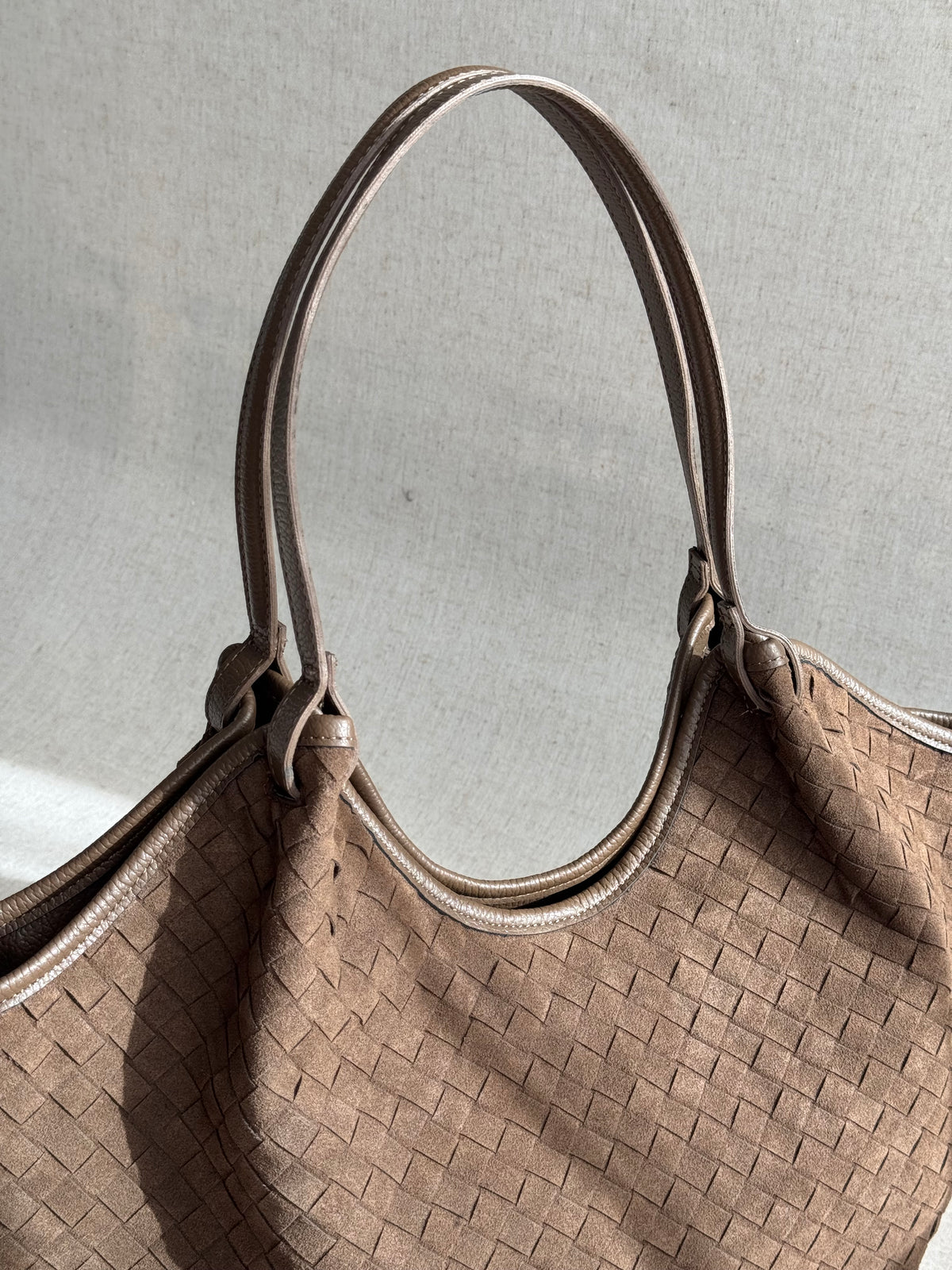Borsa Roxy - camoscio intrecciato, con tracolla lunga