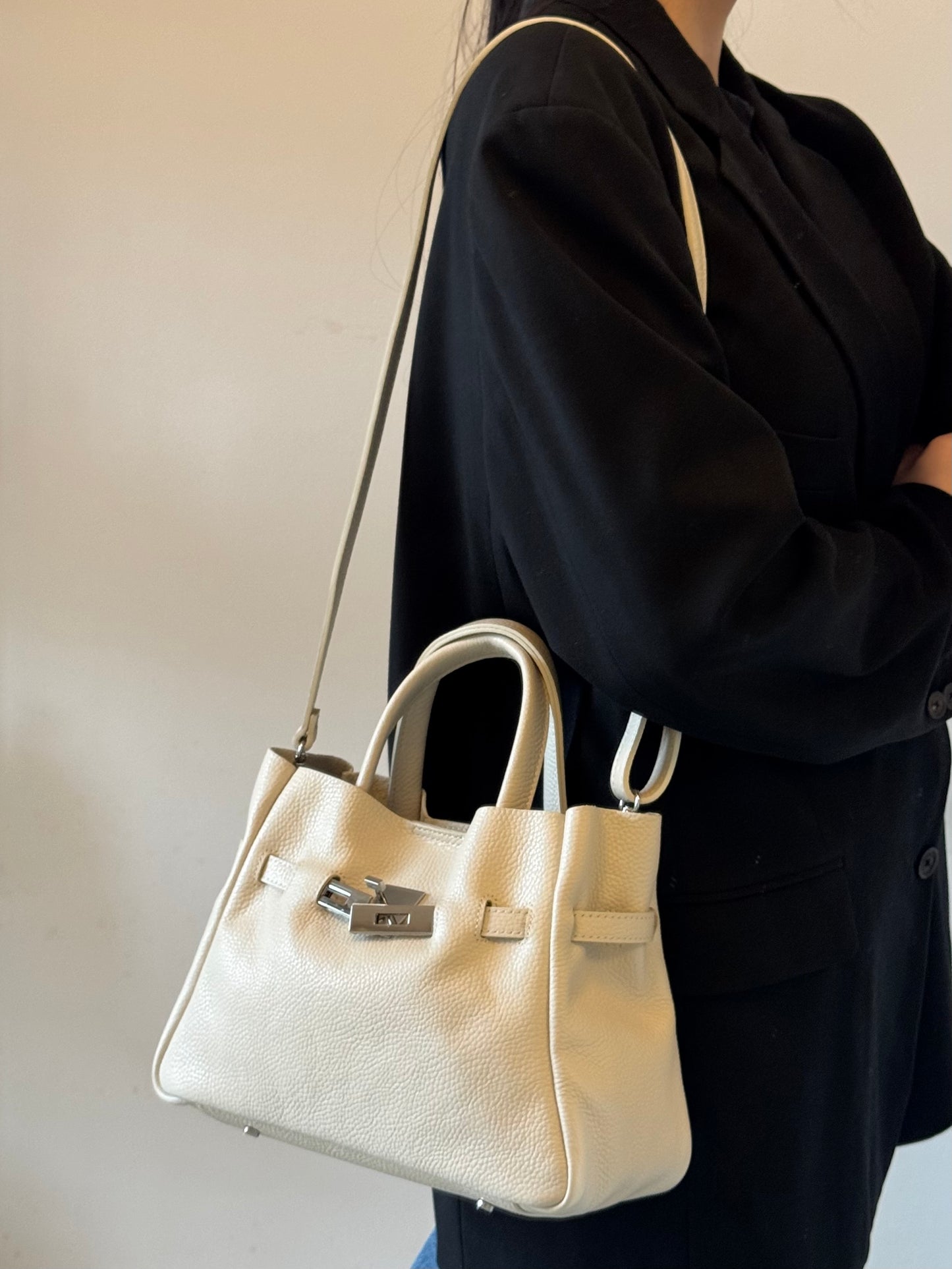 Borsa Soho - misura piccola, con tracolla lunga