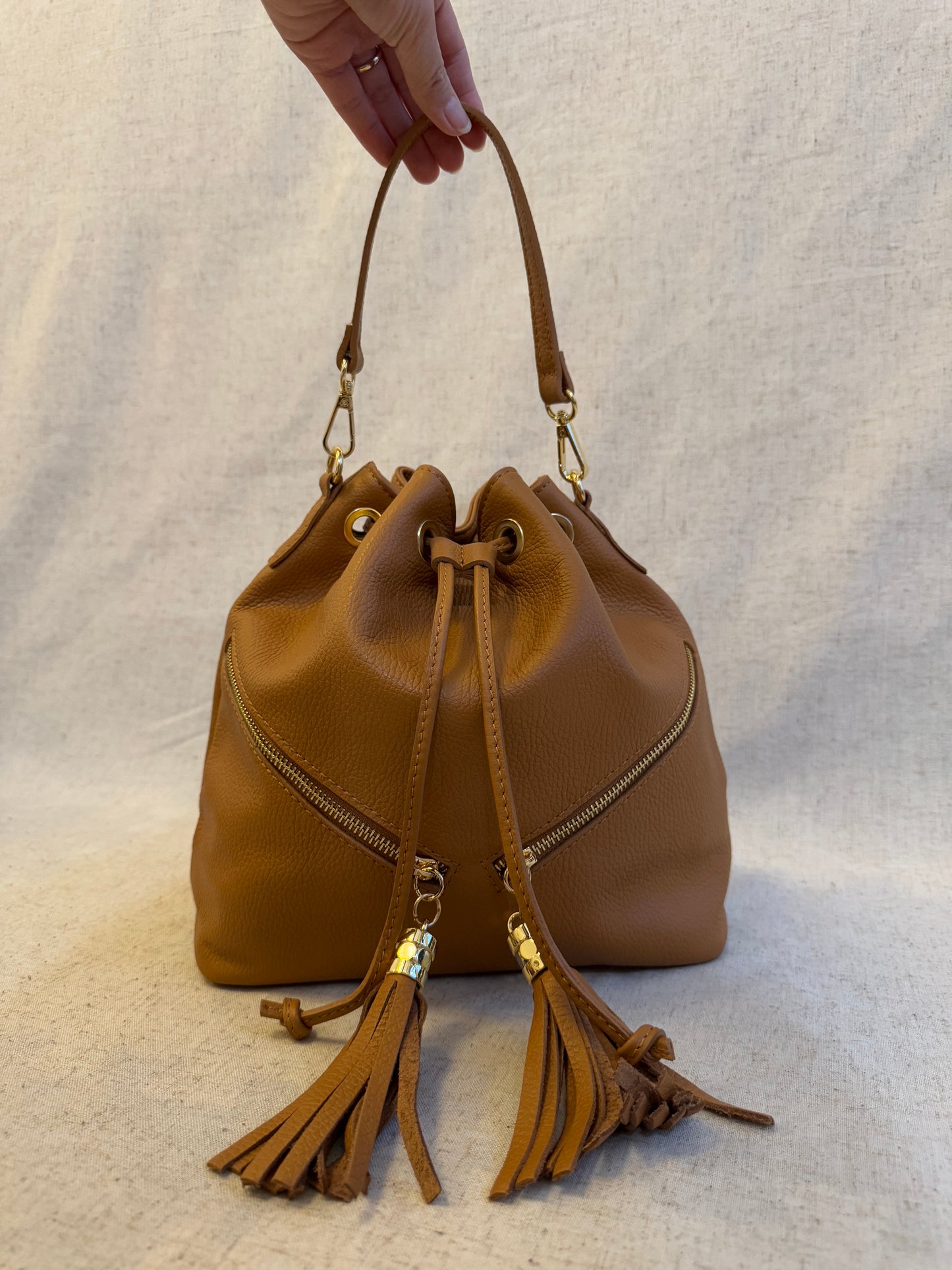 Borsa secchiello Paola - con tracolla lunga