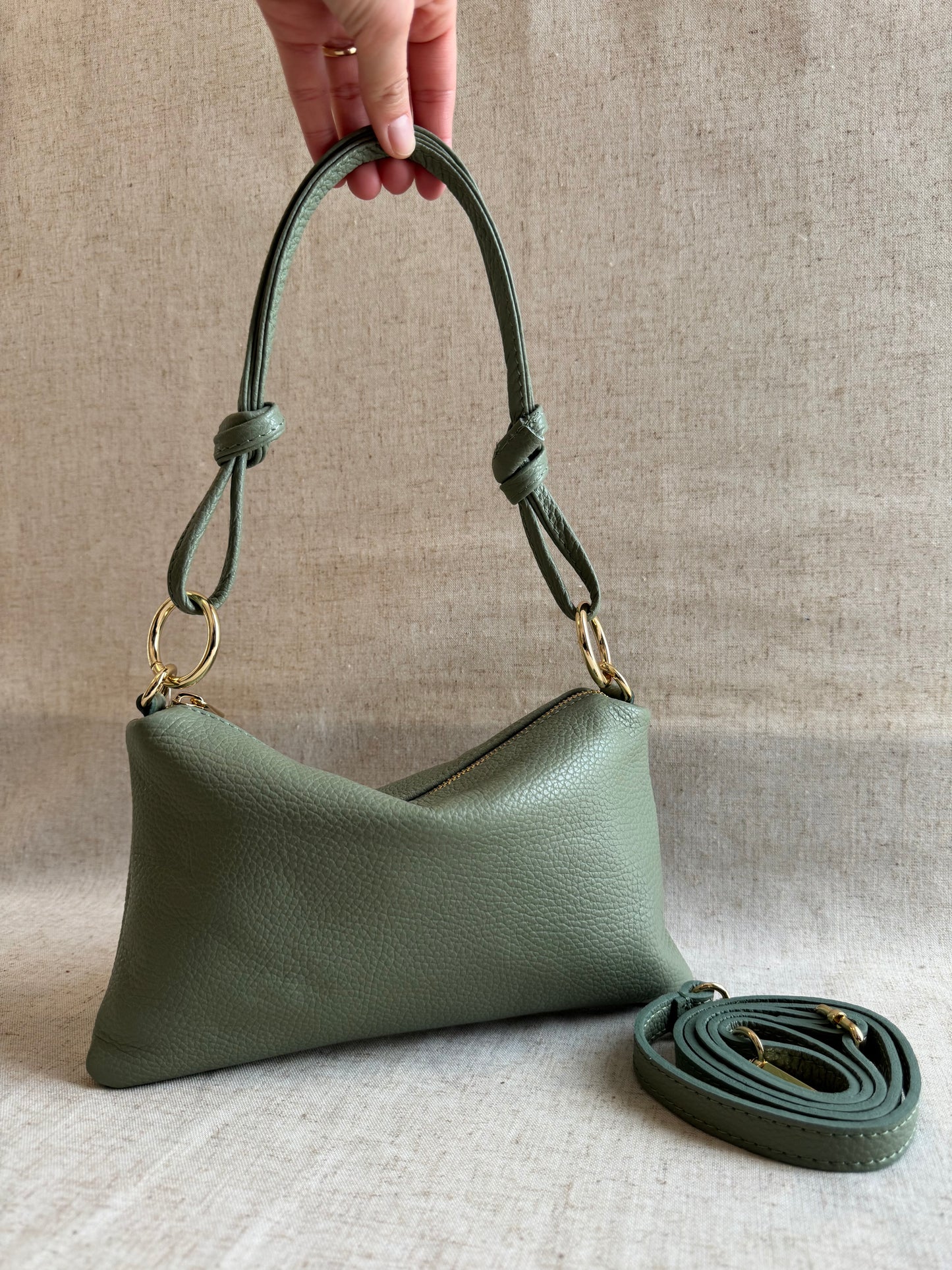 Borsa a spalla Agata - misura piccola, con tracolla lunga