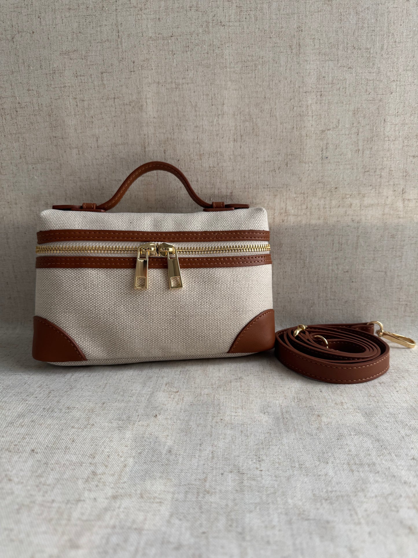 Borsa a mano Adele - con tracolla lunga