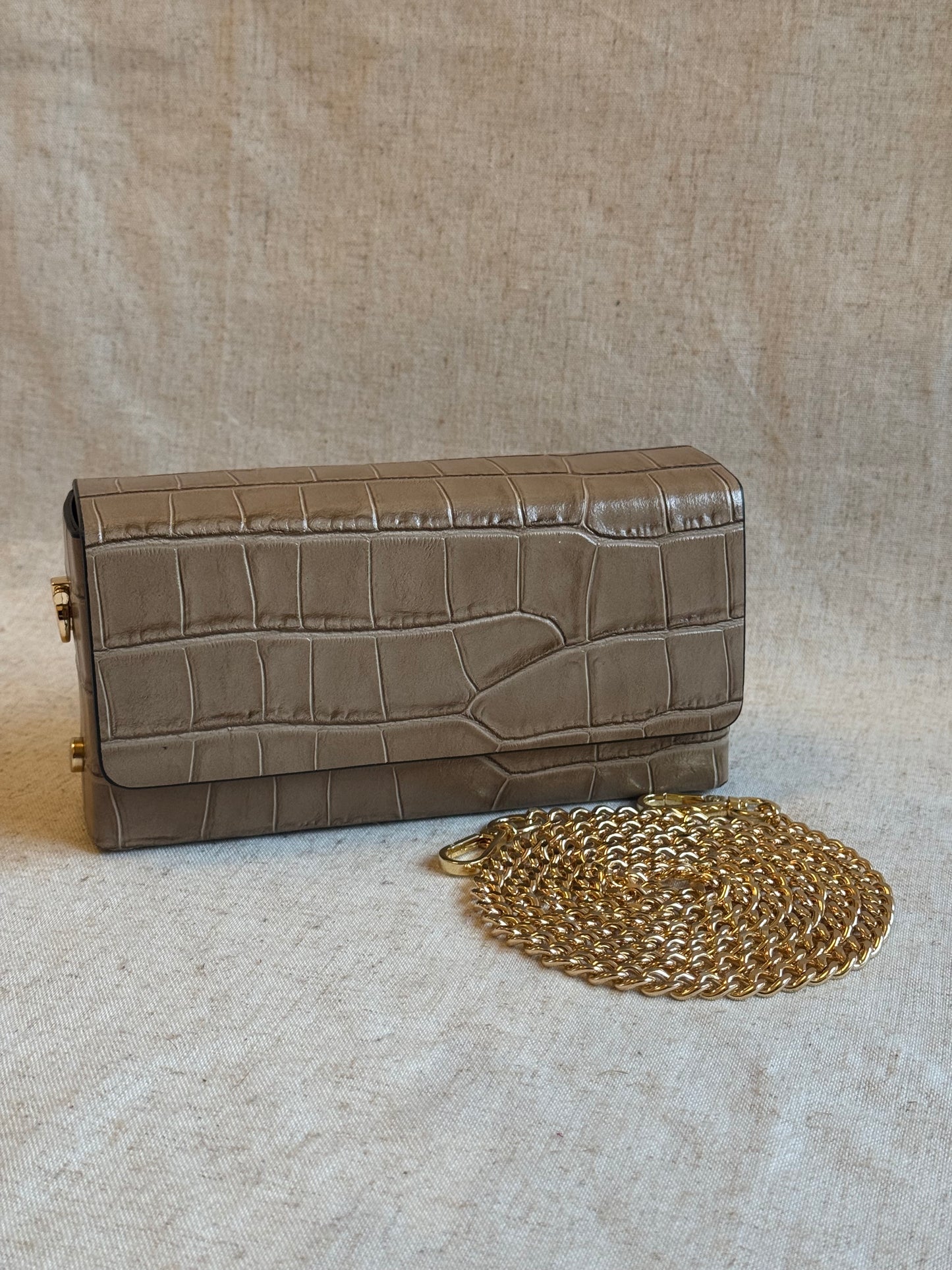 Pochette Dubai - con tracolla in catena