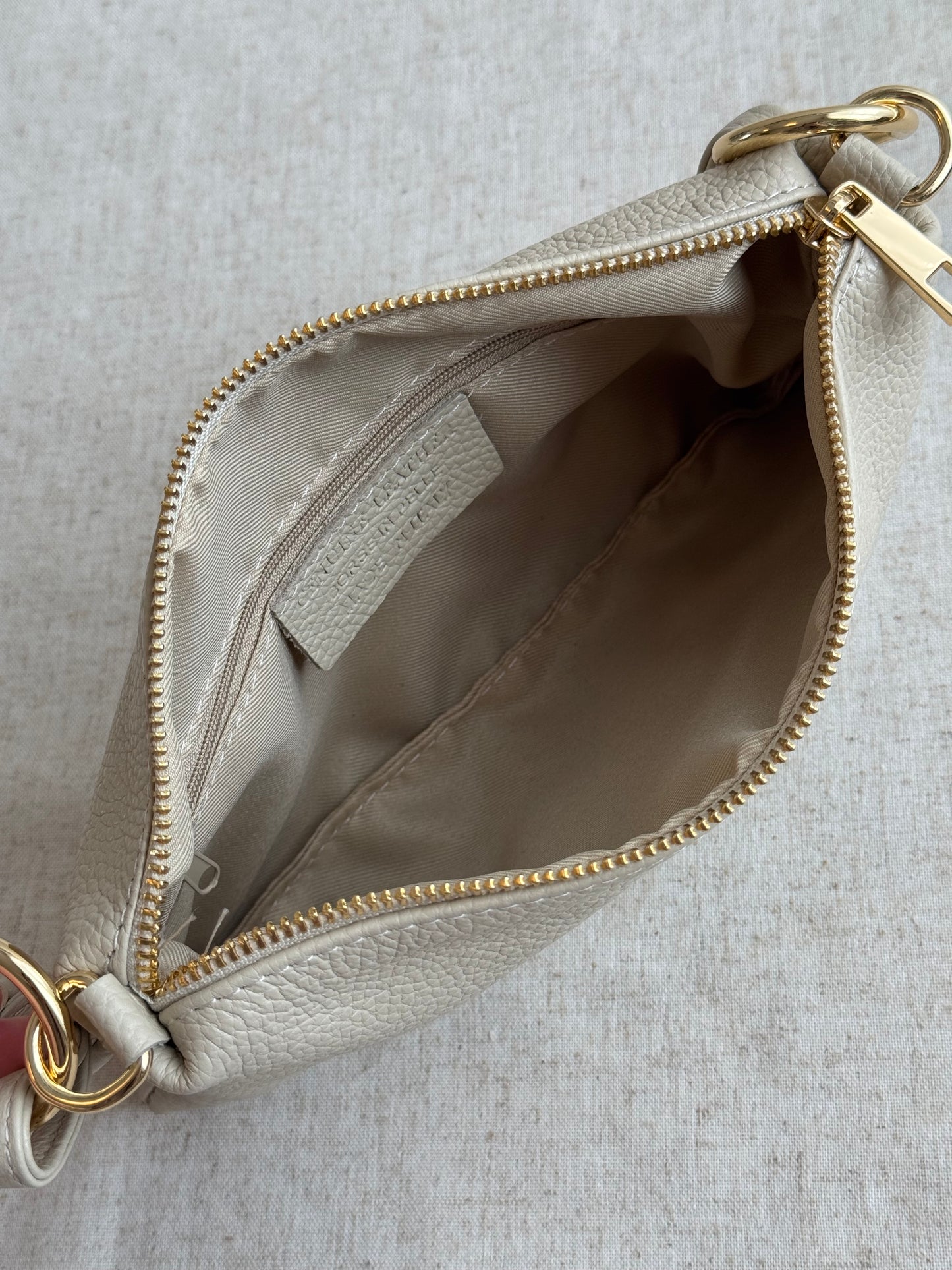 Borsa a spalla Agata - misura piccola, con tracolla lunga
