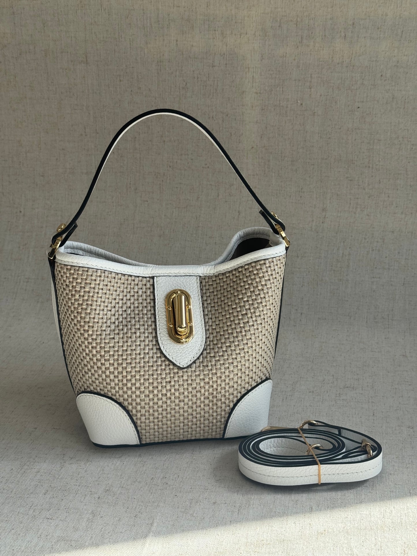 Borsa secchiello Linda - misura piccola, con tracolla lunga