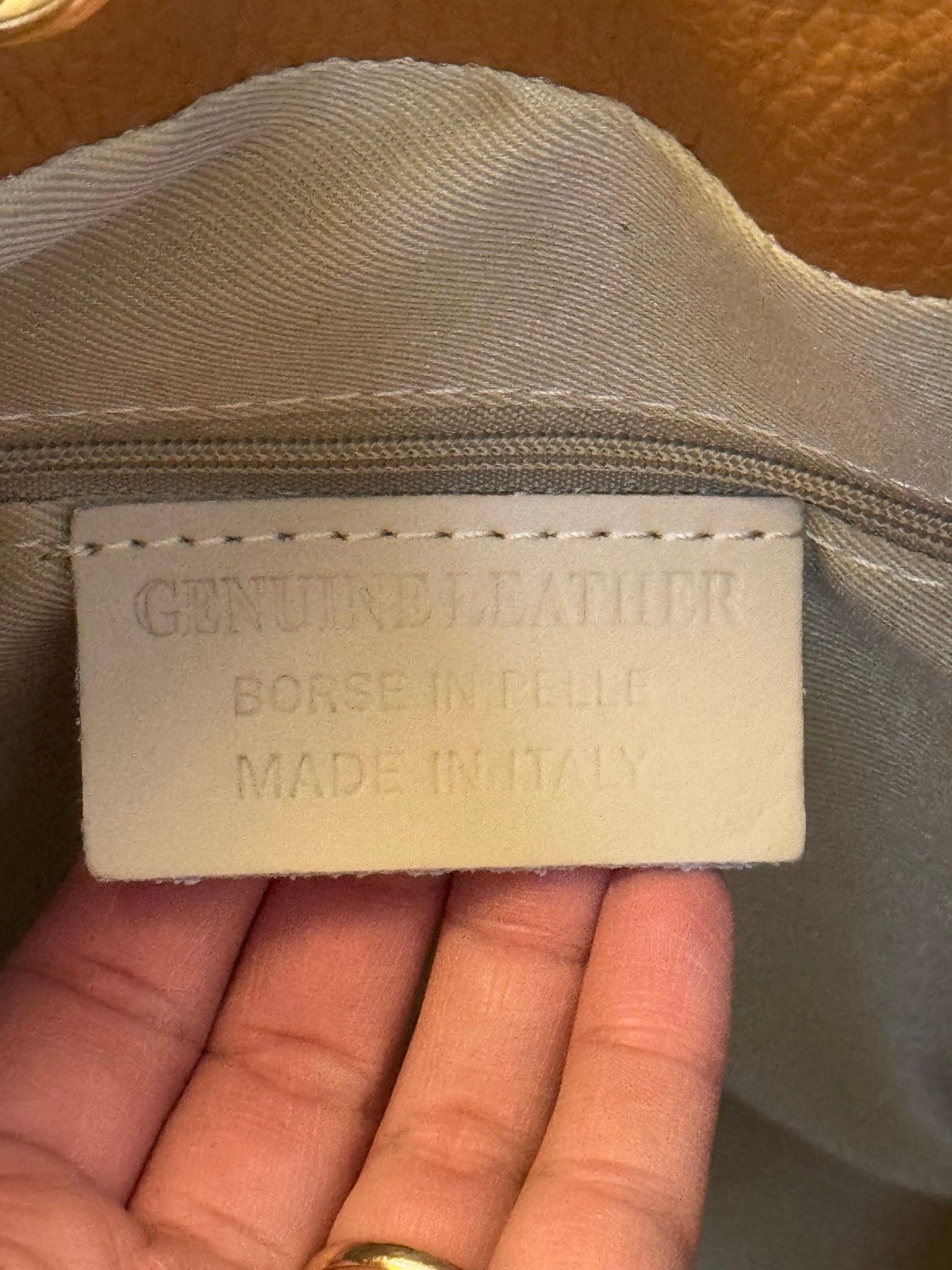 Borsa secchiello Paola - con tracolla lunga
