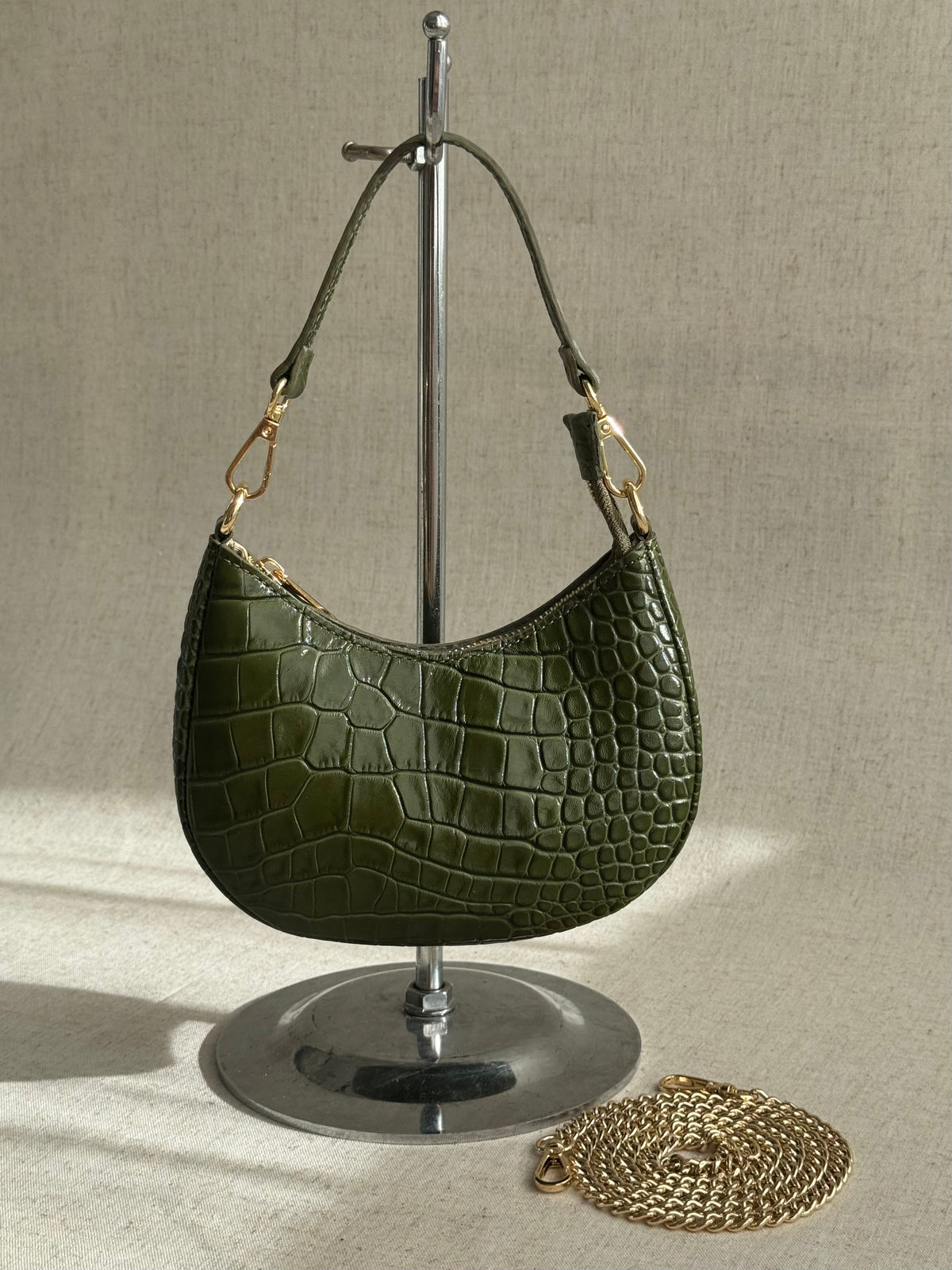 Borsa Luna - stampa coccodrillo, con tracolla in catena