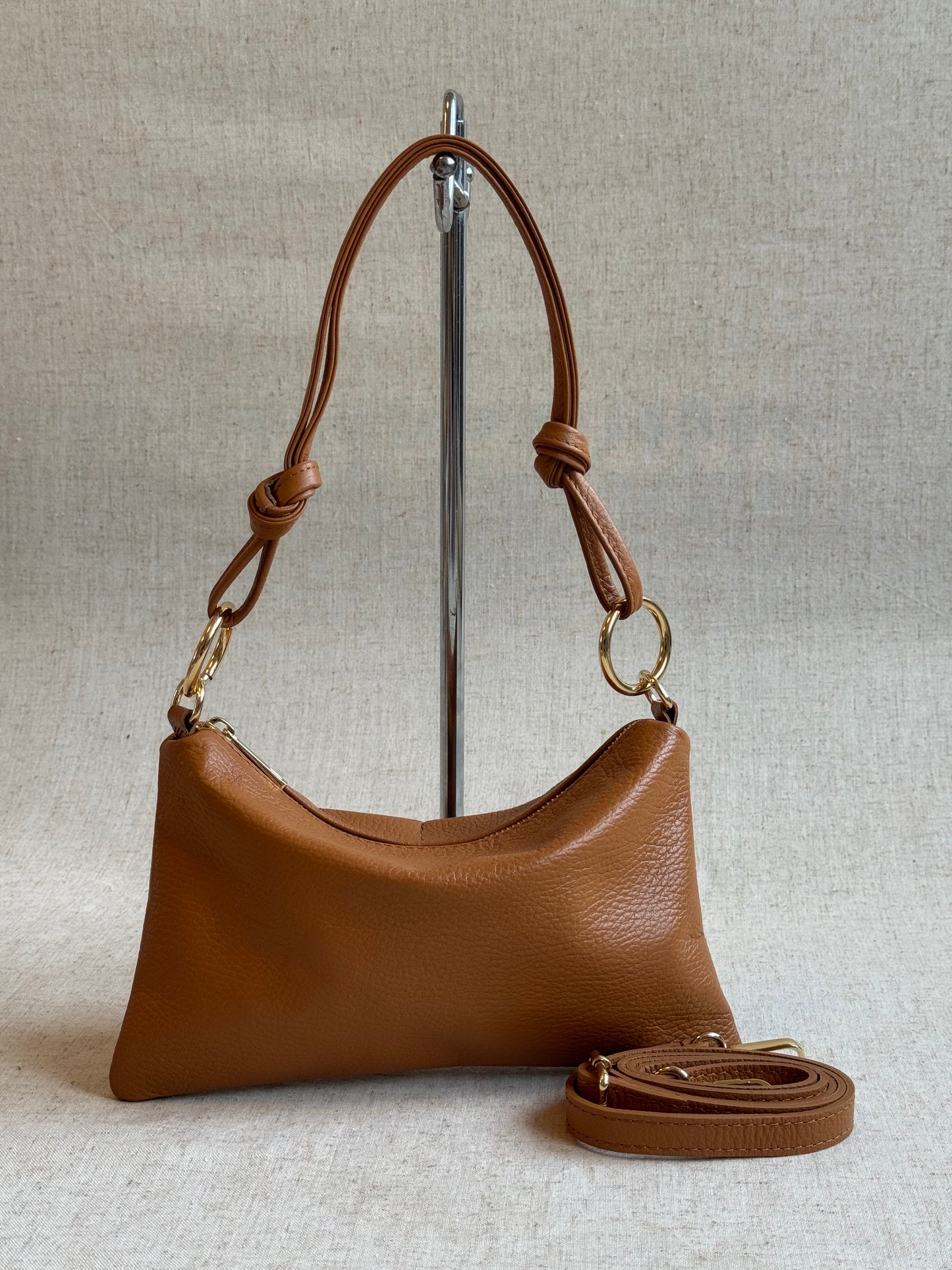 Borsa a spalla Agata - misura piccola, con tracolla lunga