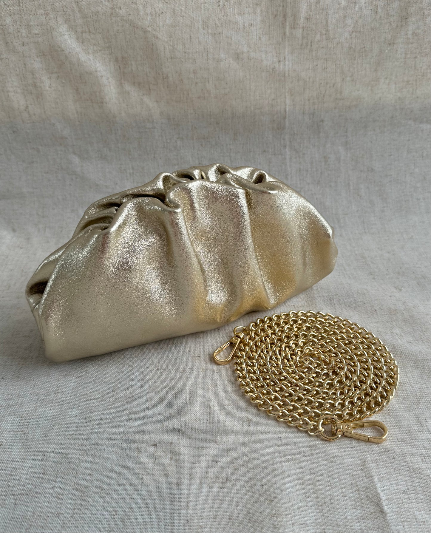 Pochette Claudia - misura piccola, tracolla in catena