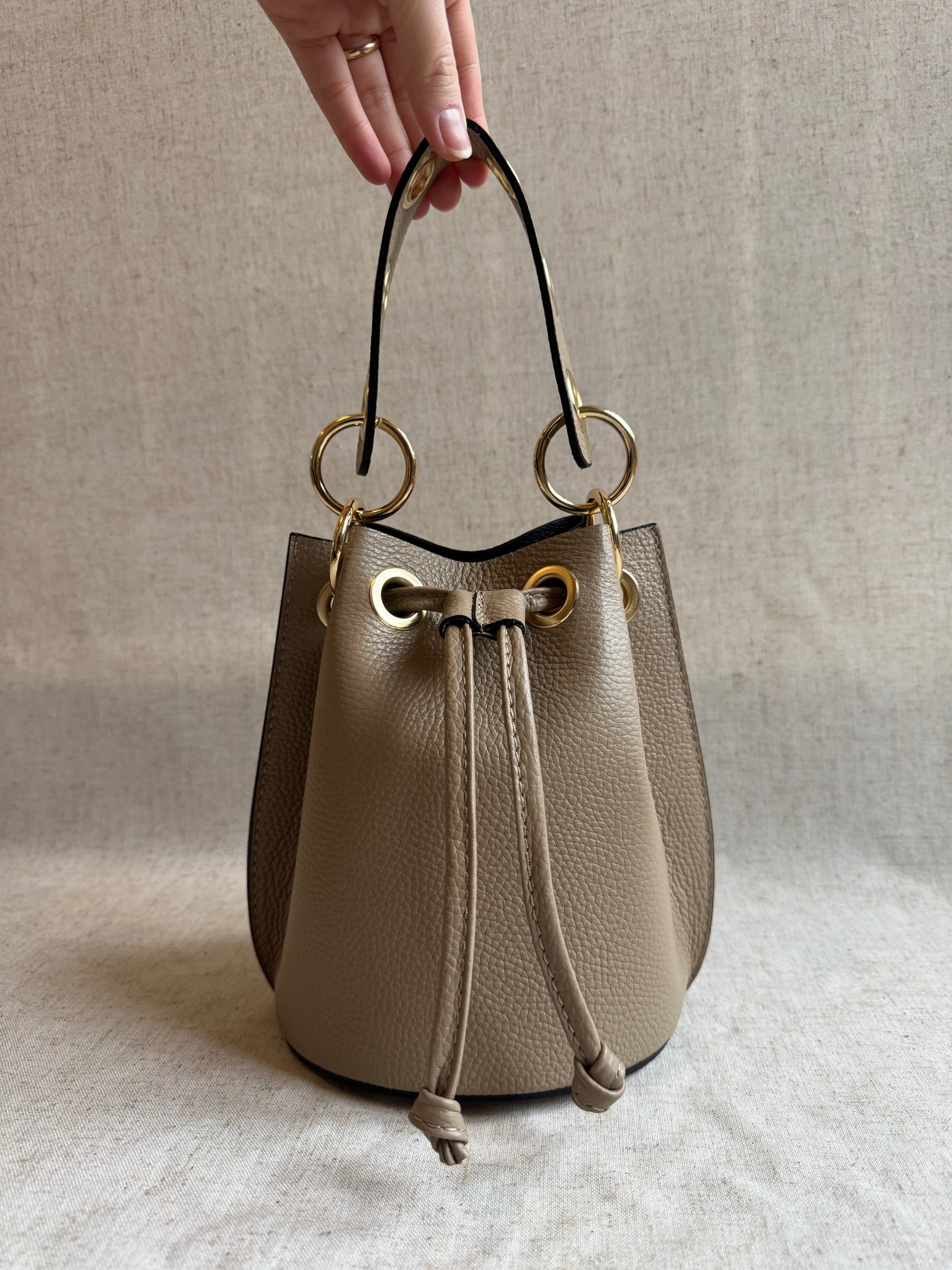 Borsa secchiello Vanilla - con tracolla lunga