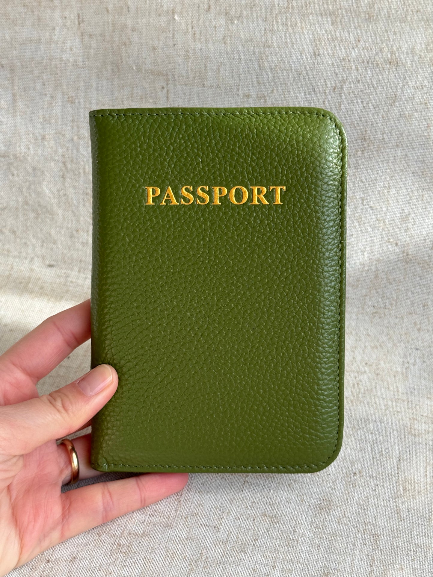 Porta passaporto Olly