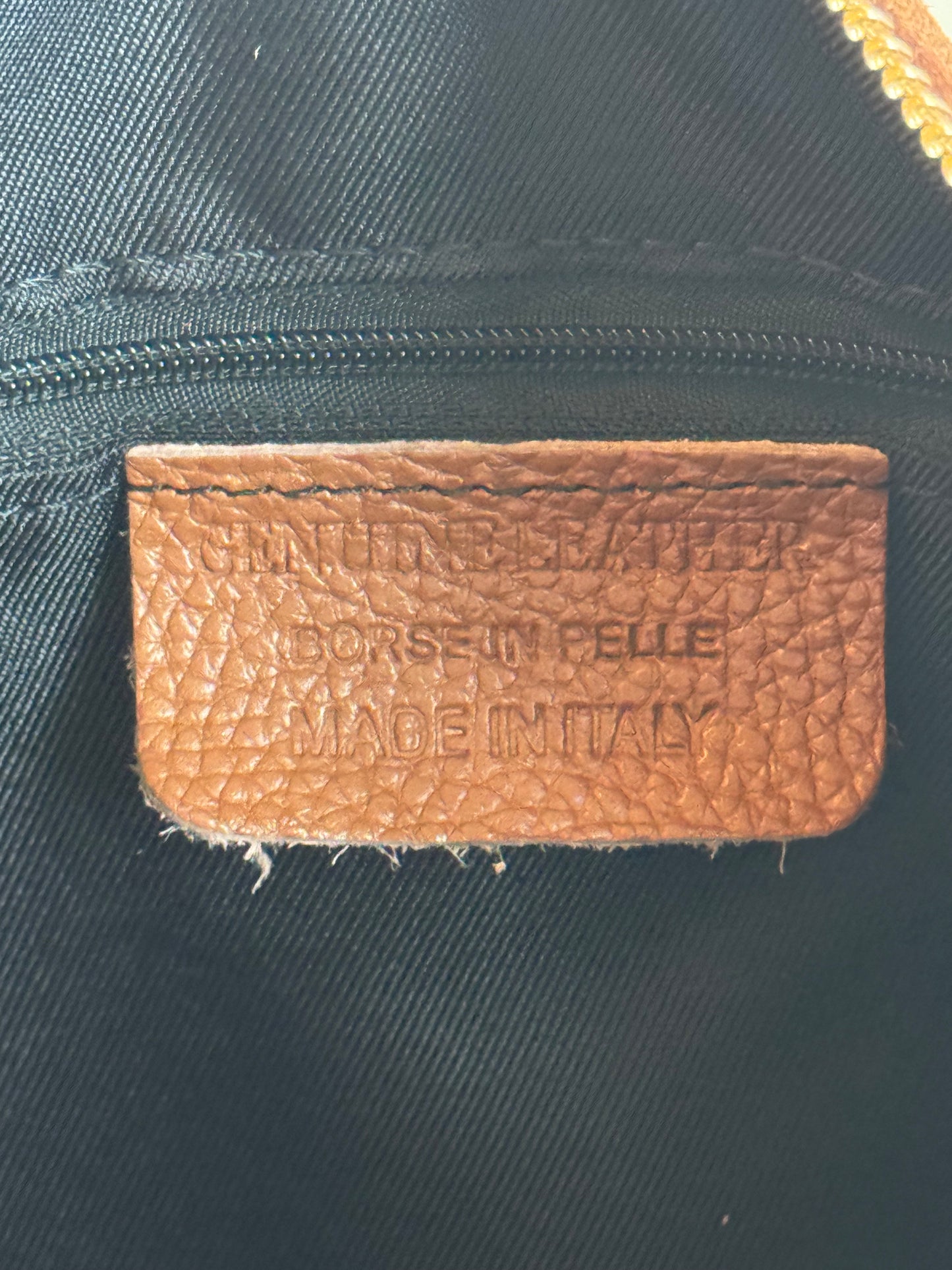 Borsa Agata - camoscio, stampa coccodrillo, con tracolla lunga