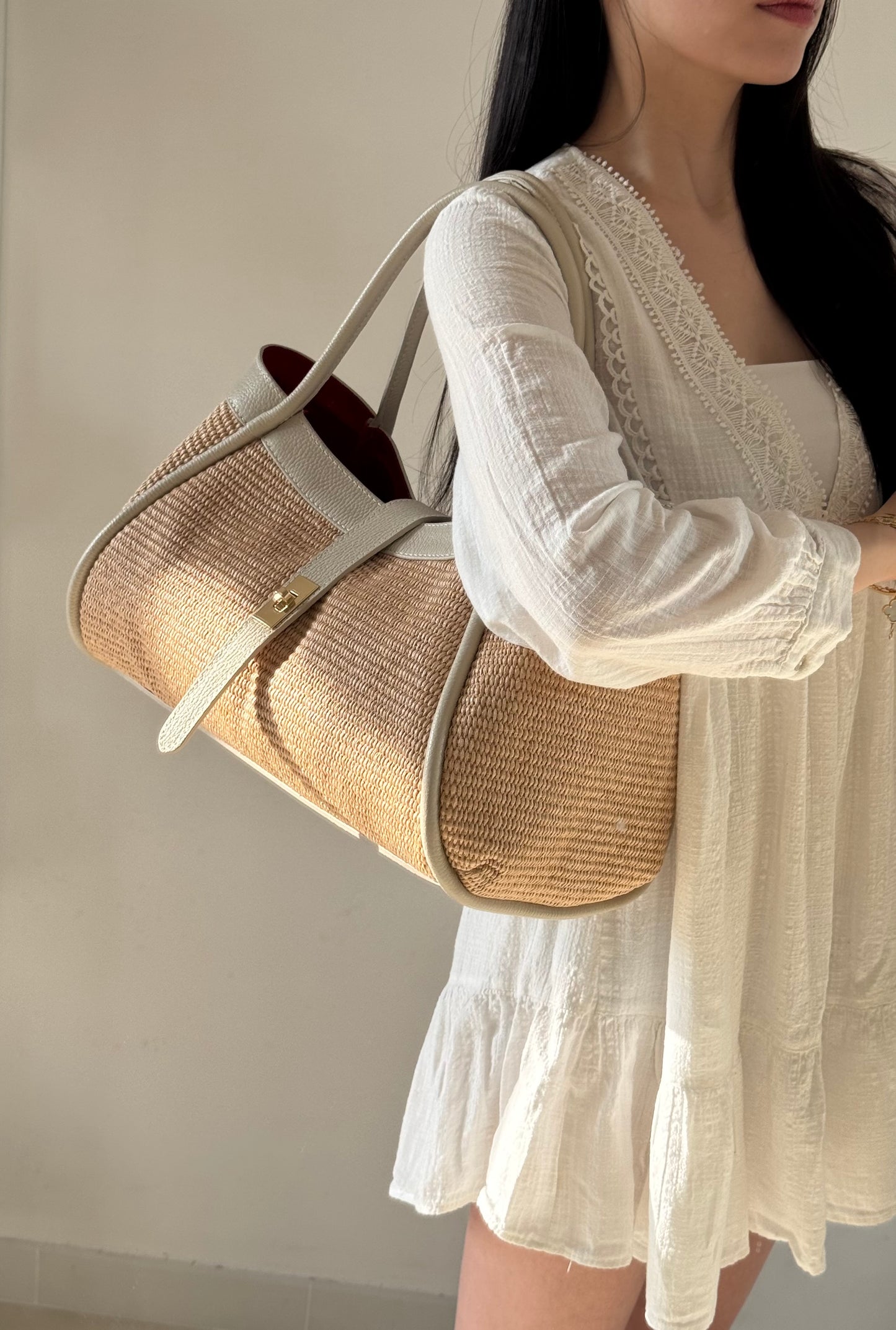 Maxi borsa Carla - rafia, con pochette e tracolla