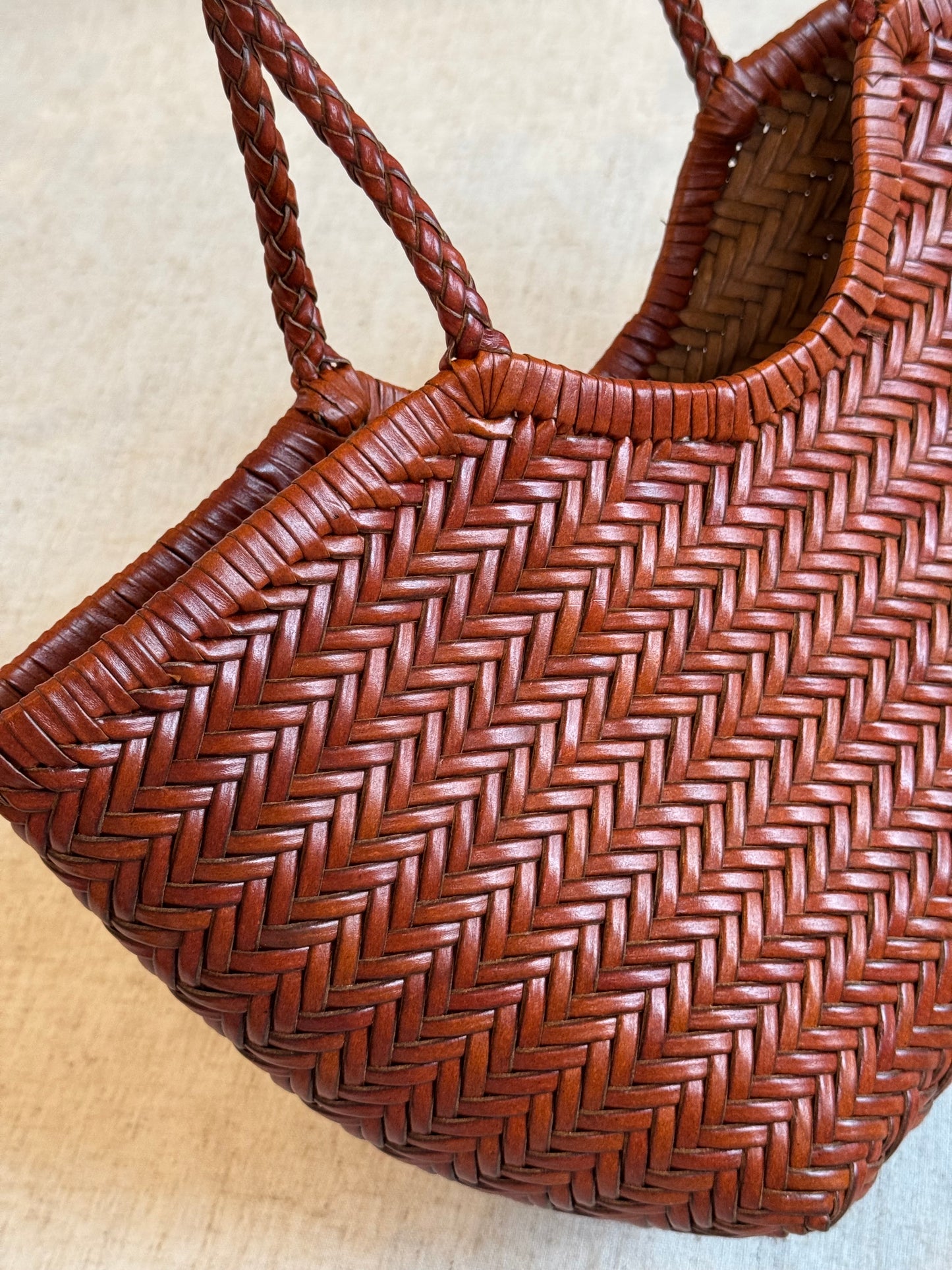 Borsa a spalla Capri - misura piccola, vera pelle tamponato intrecciato