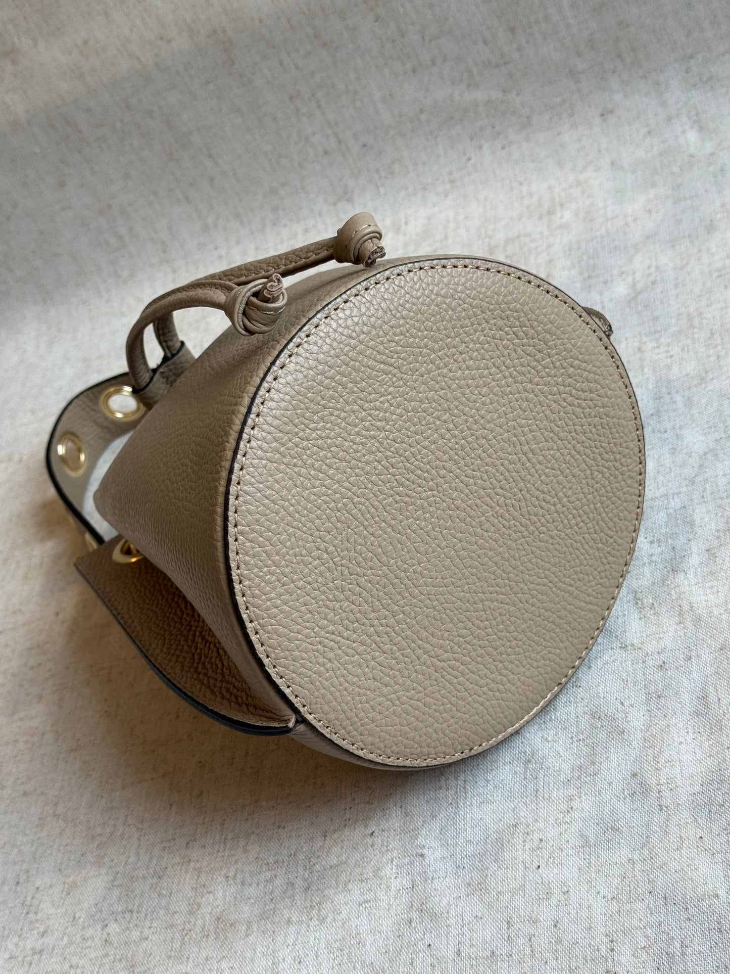 Borsa secchiello Vanilla - con tracolla lunga