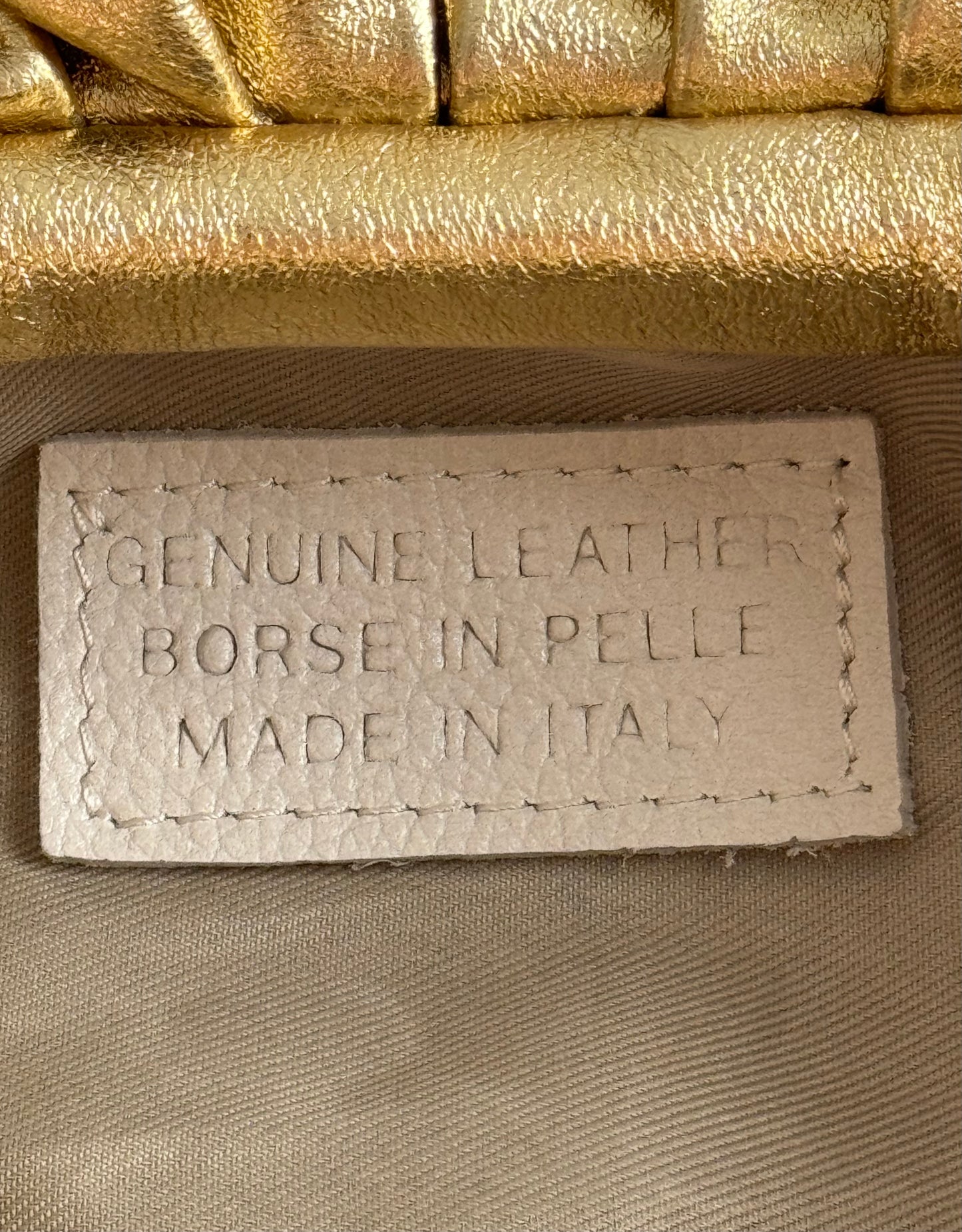 Pochette Claudia - misura piccola, tracolla in catena