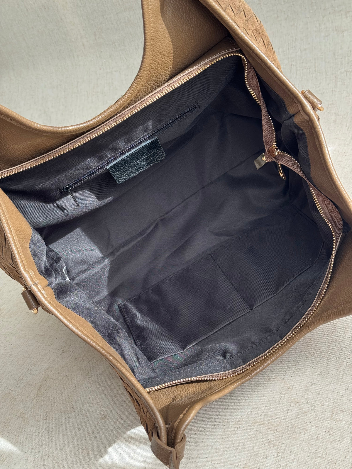 Borsa Roxy - camoscio intrecciato, con tracolla lunga