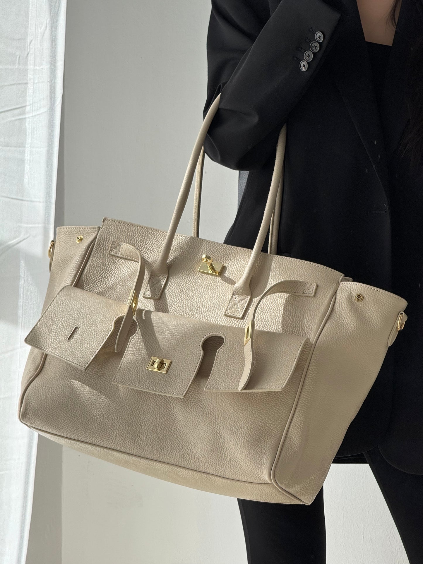 Maxi borsa a spalla Carrie - con tracolla regolabile