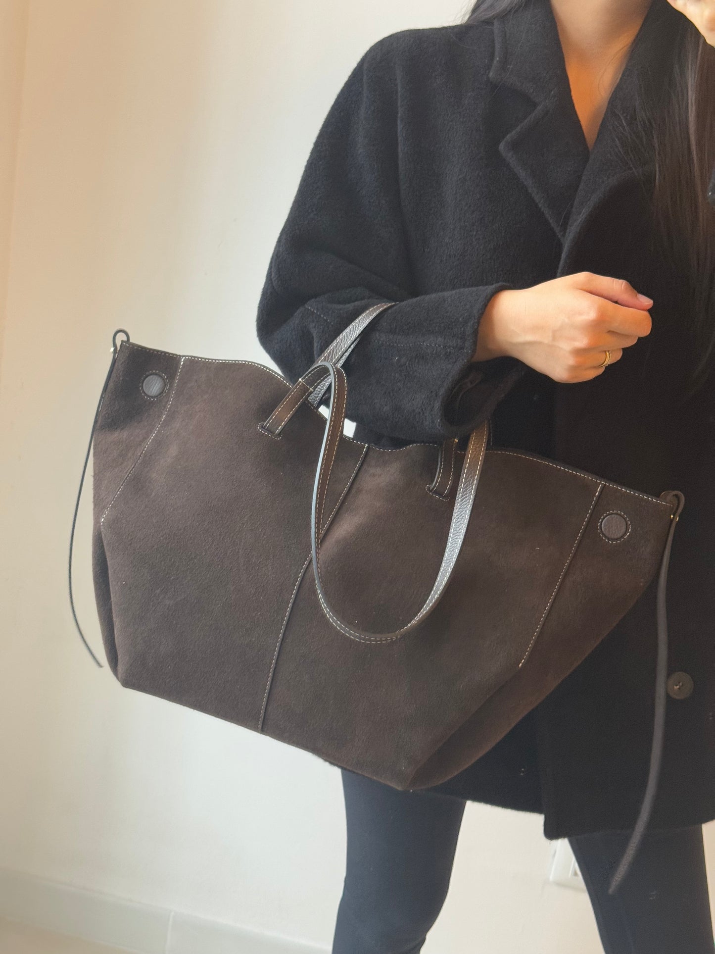 Borsa a spalla Sofia - misura grande in camoscio, con pochette