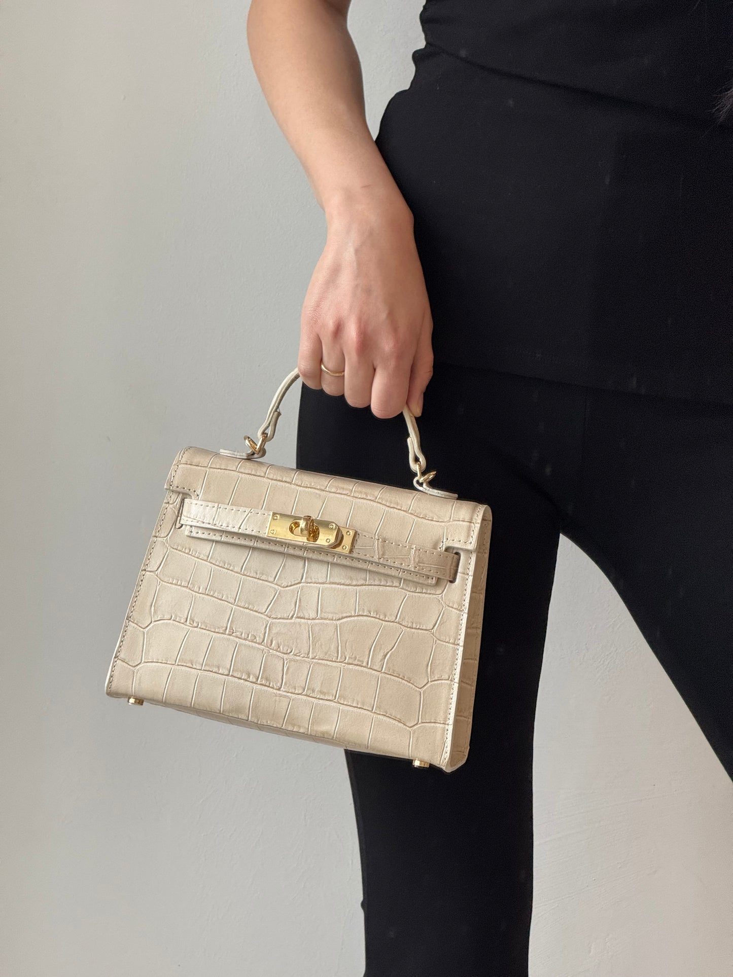 Borsa KELLY - misura media, con tracolla lunga