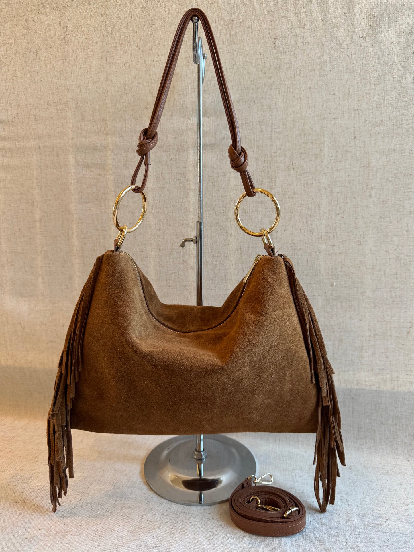 Borsa a spalla Agata - misura grande frange, con tracolla lunga