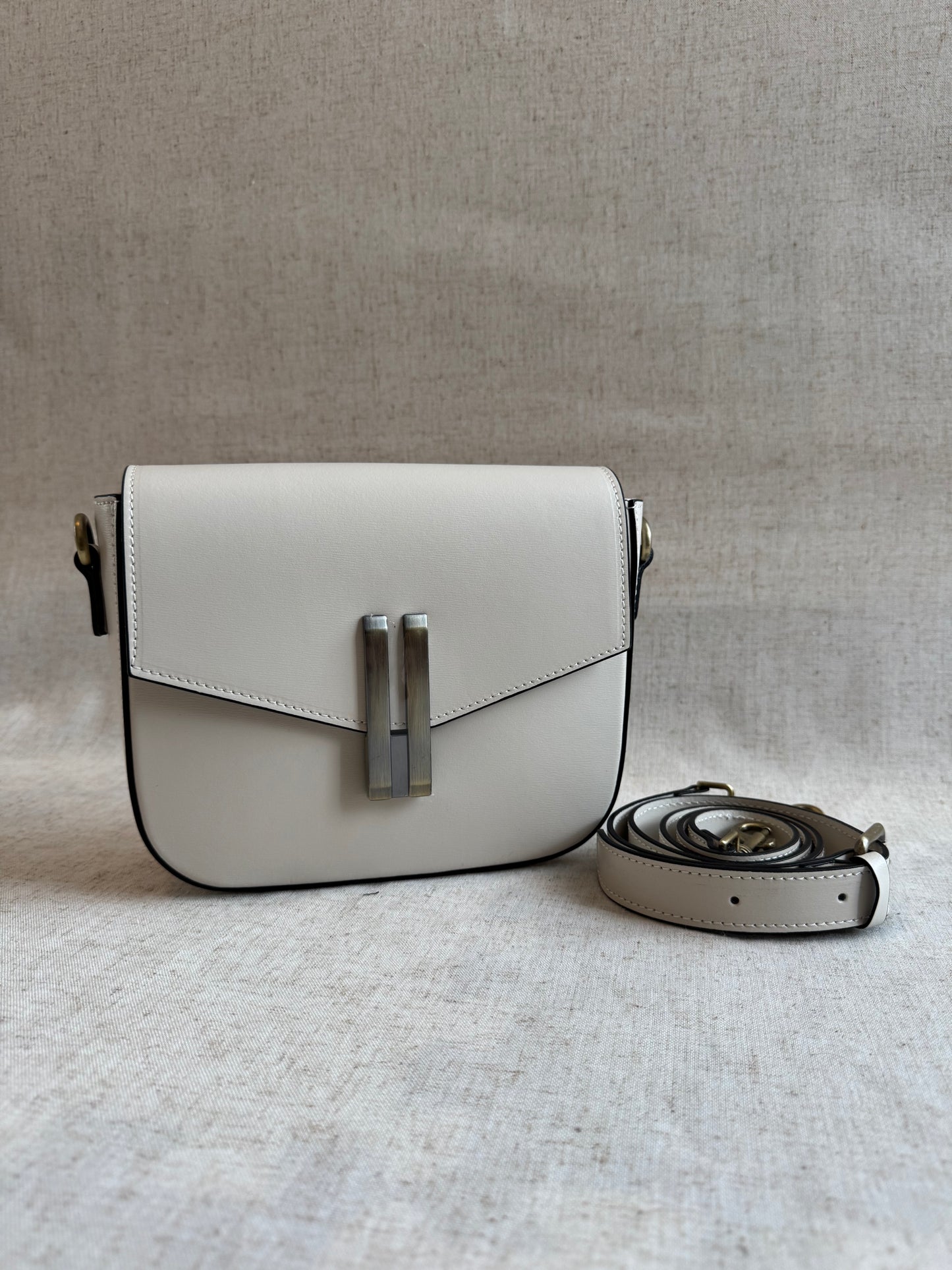 Borsa Delia