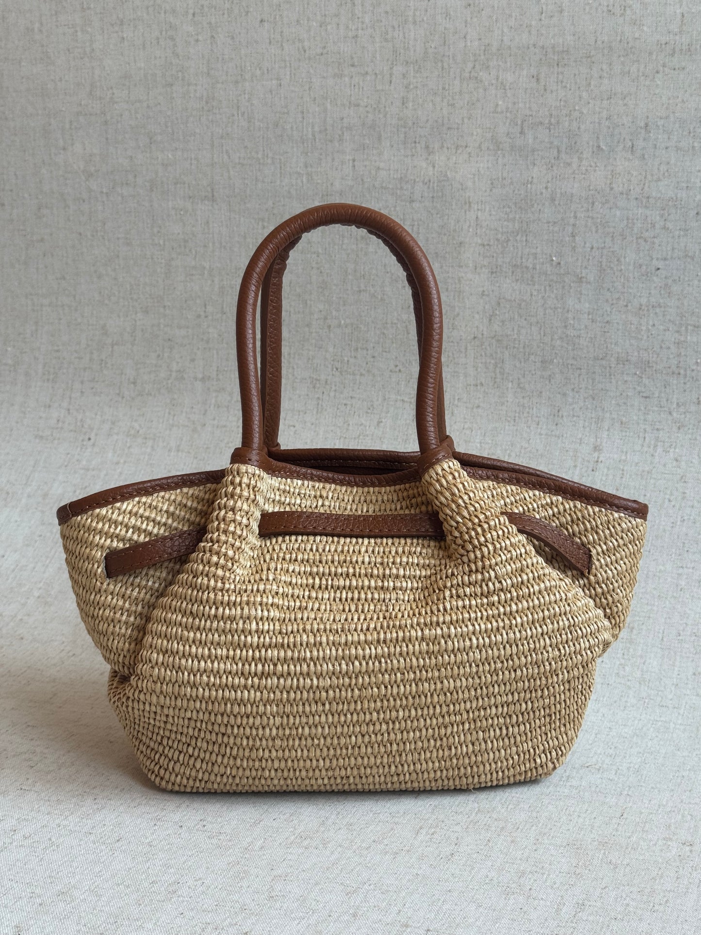 Borsa Laila - rafia, misura piccola, con tracolla lunga