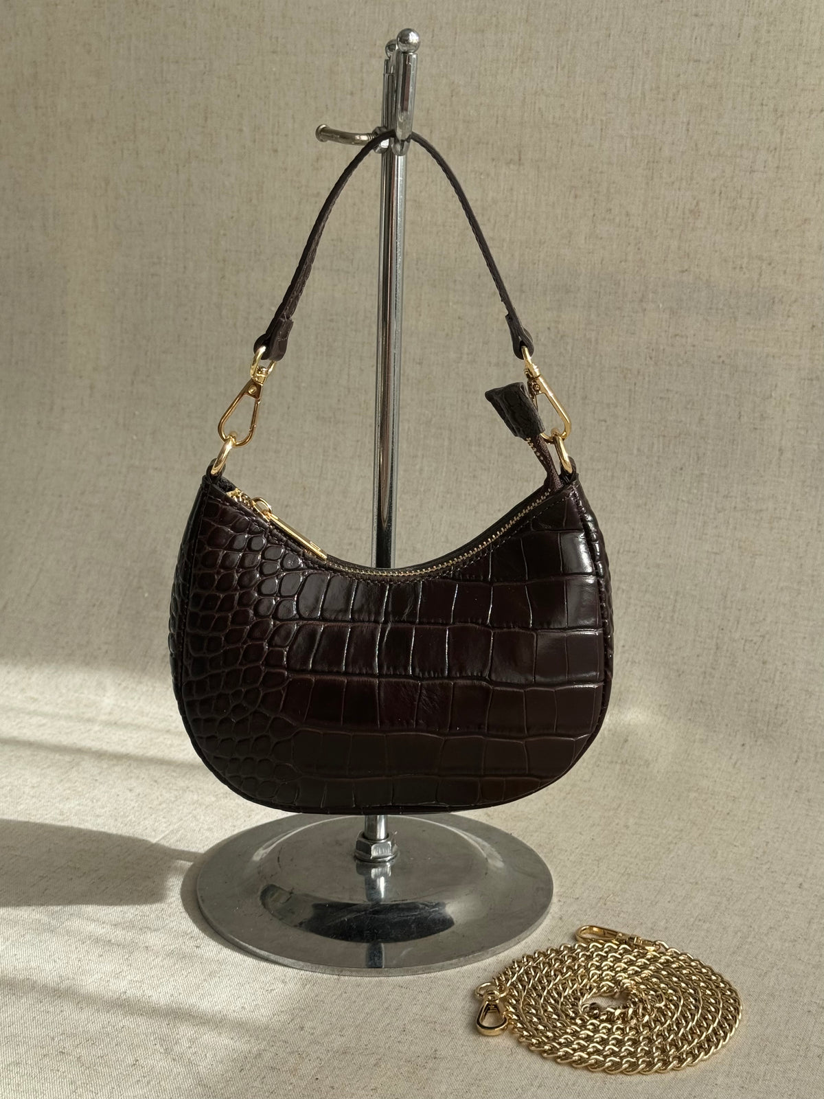 Borsa Luna - stampa coccodrillo, con tracolla in catena