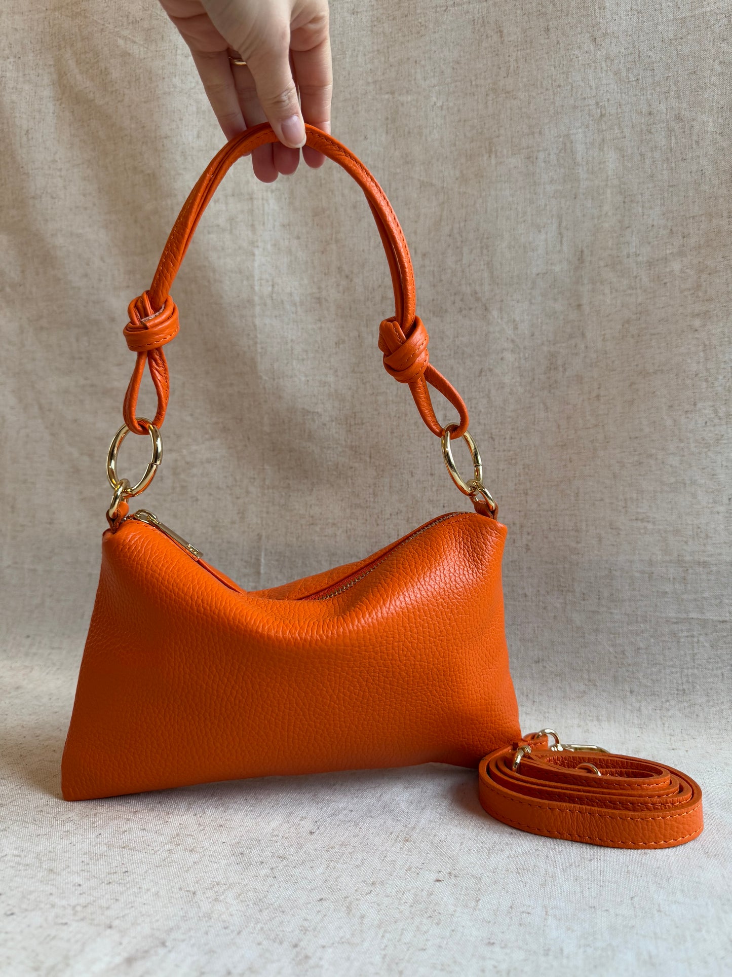 Borsa a spalla Agata - misura piccola, con tracolla lunga
