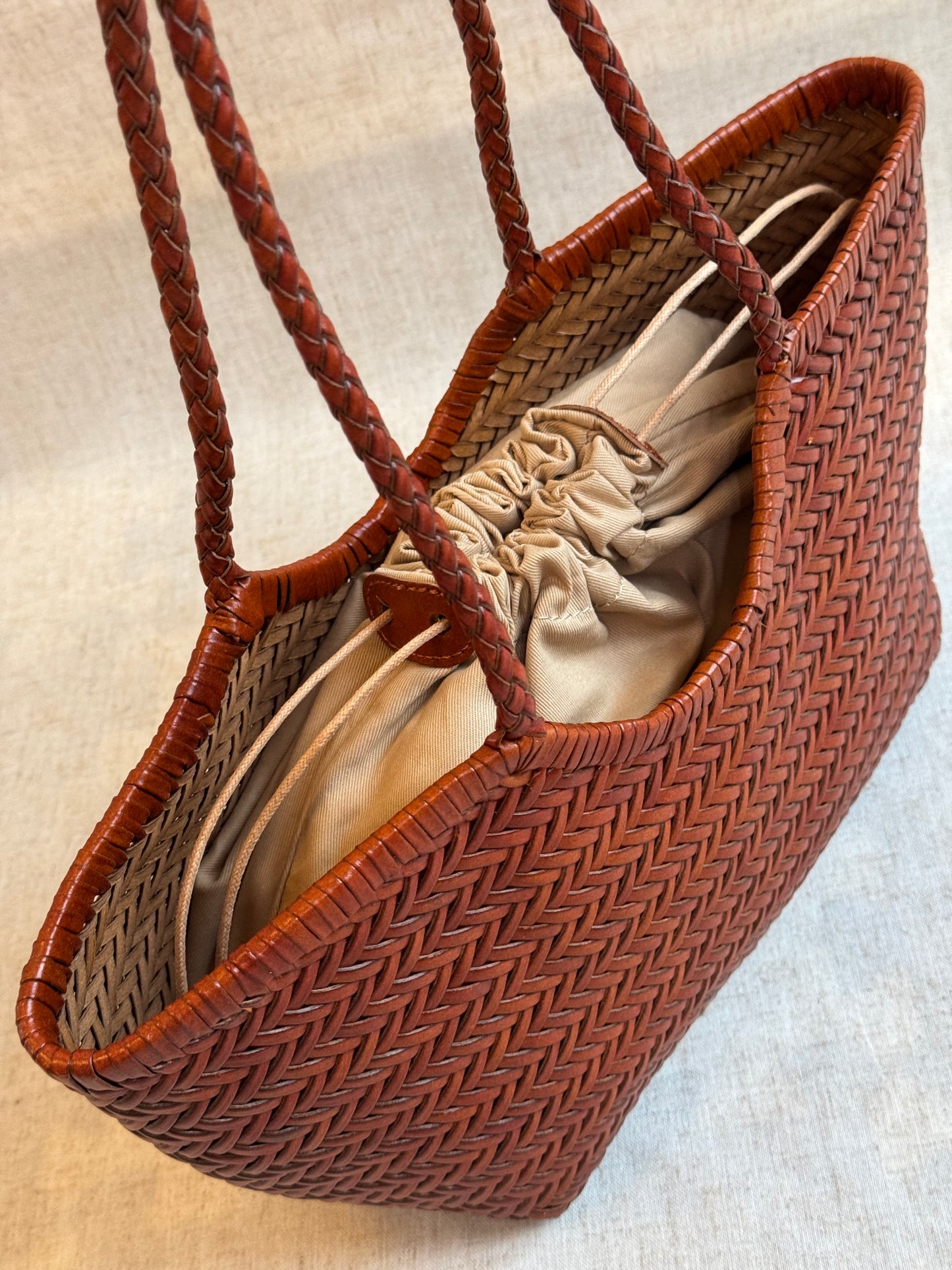 Borsa a spalla Capri - misura piccola, vera pelle tamponato intrecciato