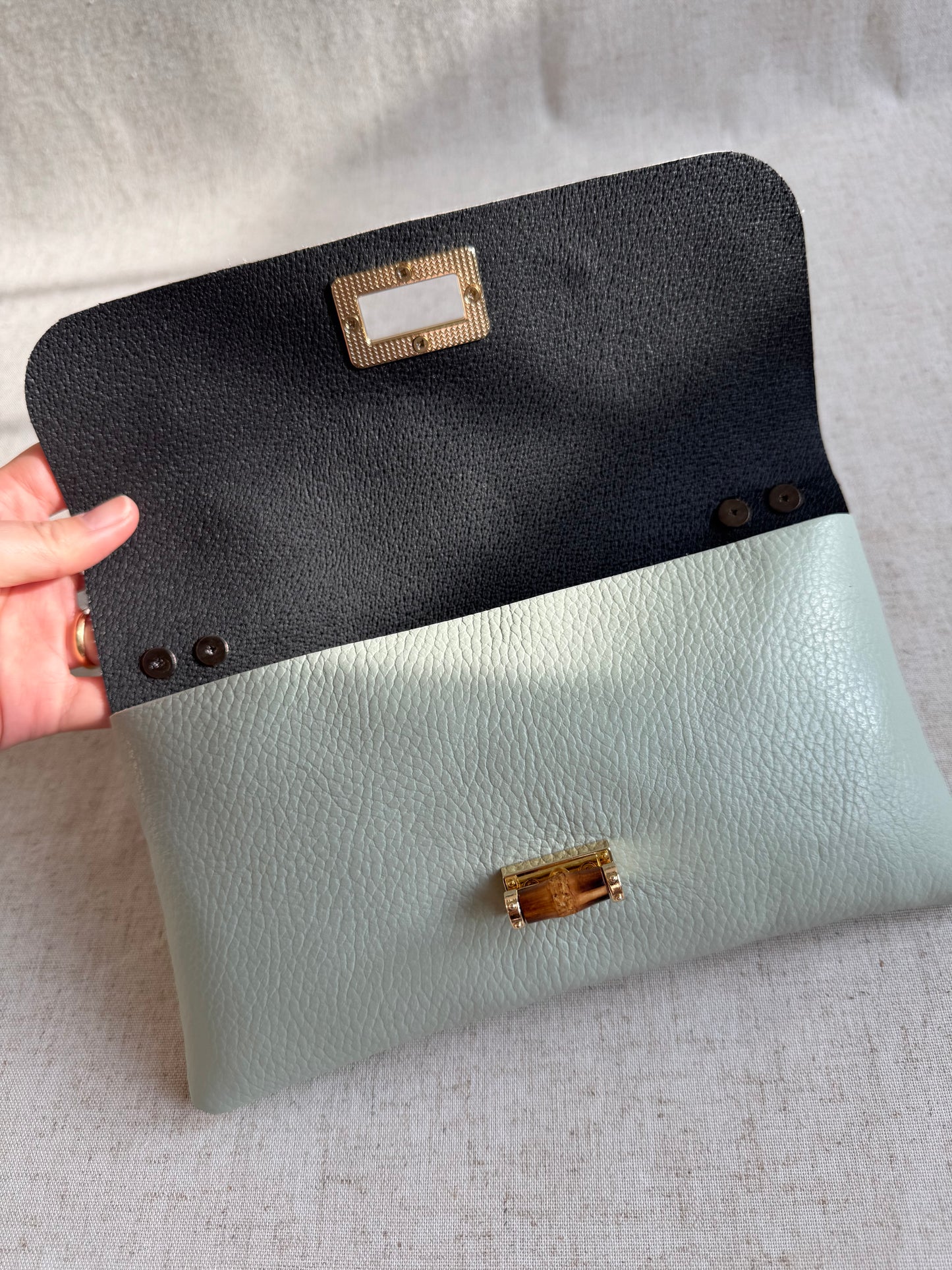 Pochette Alina - con tracolla in catena