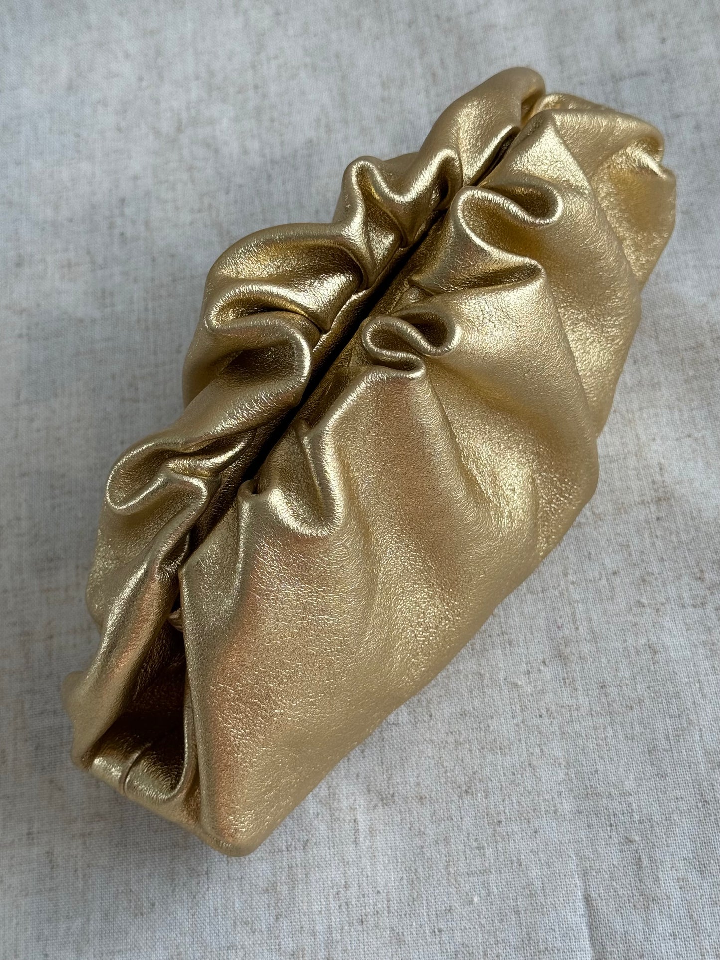 Pochette Claudia - misura piccola, tracolla in catena