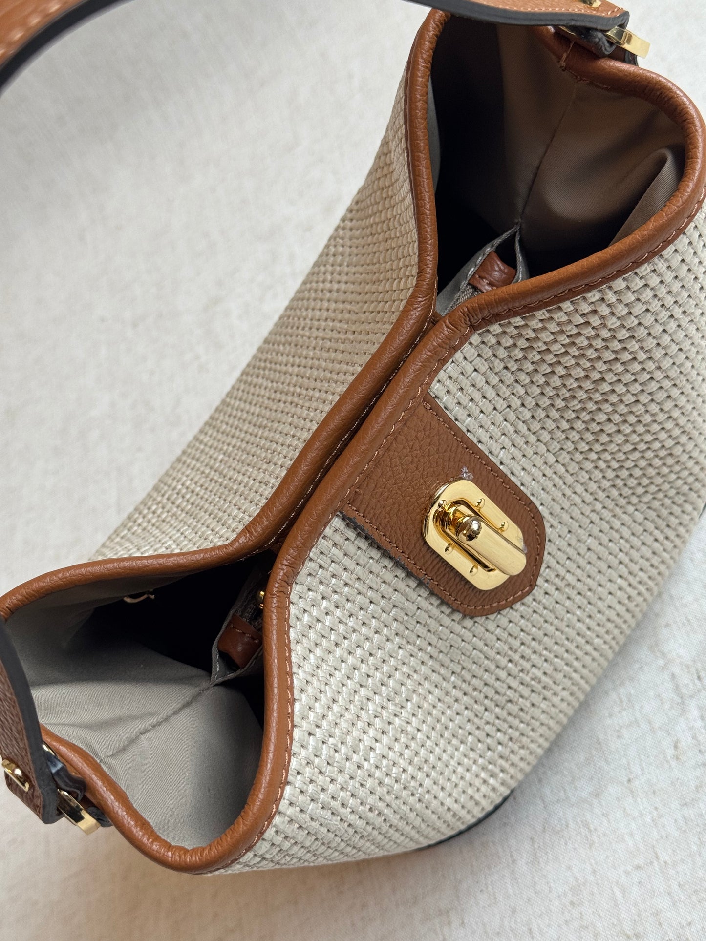 Borsa secchiello Linda - misura grande, con tracolla lunga