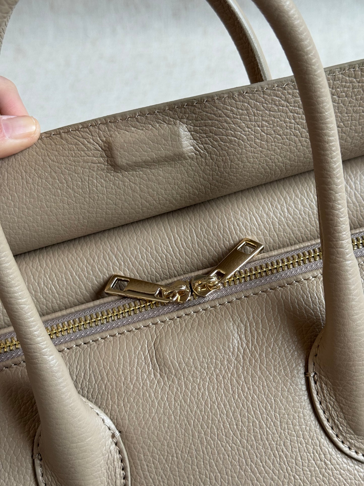 Borsa a mano Vivienne - con tracolla lunga