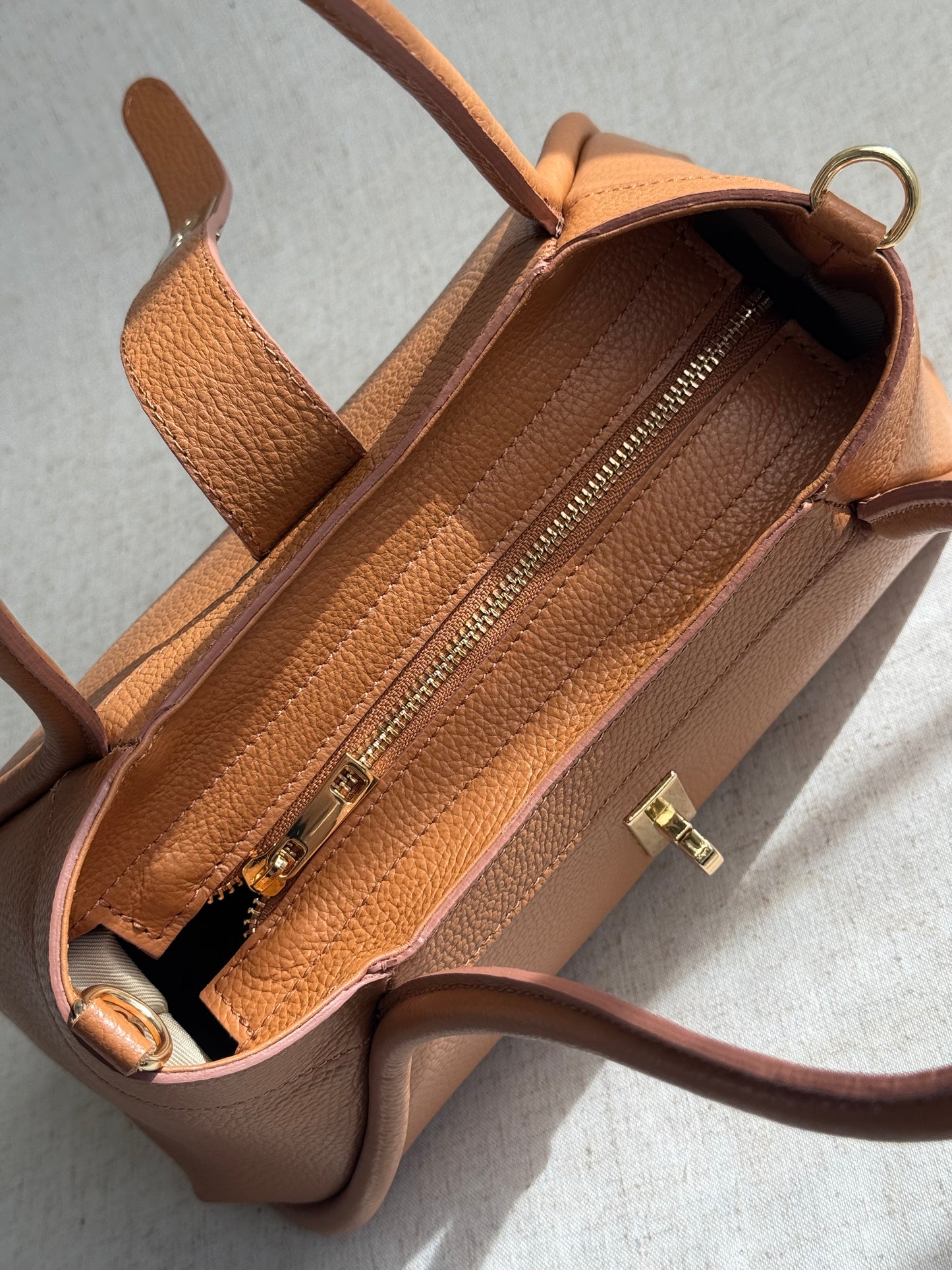Borsa Carla - misura piccola, con tracolla lunga