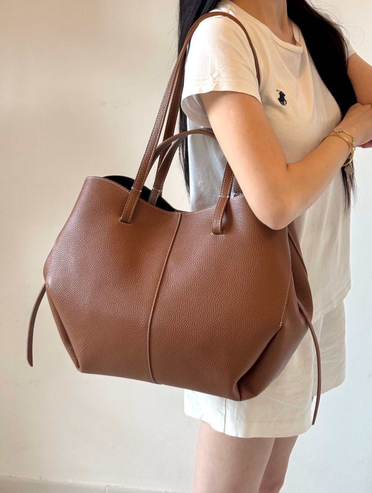Borsa a spalla Sofia - misura grande, con pochette